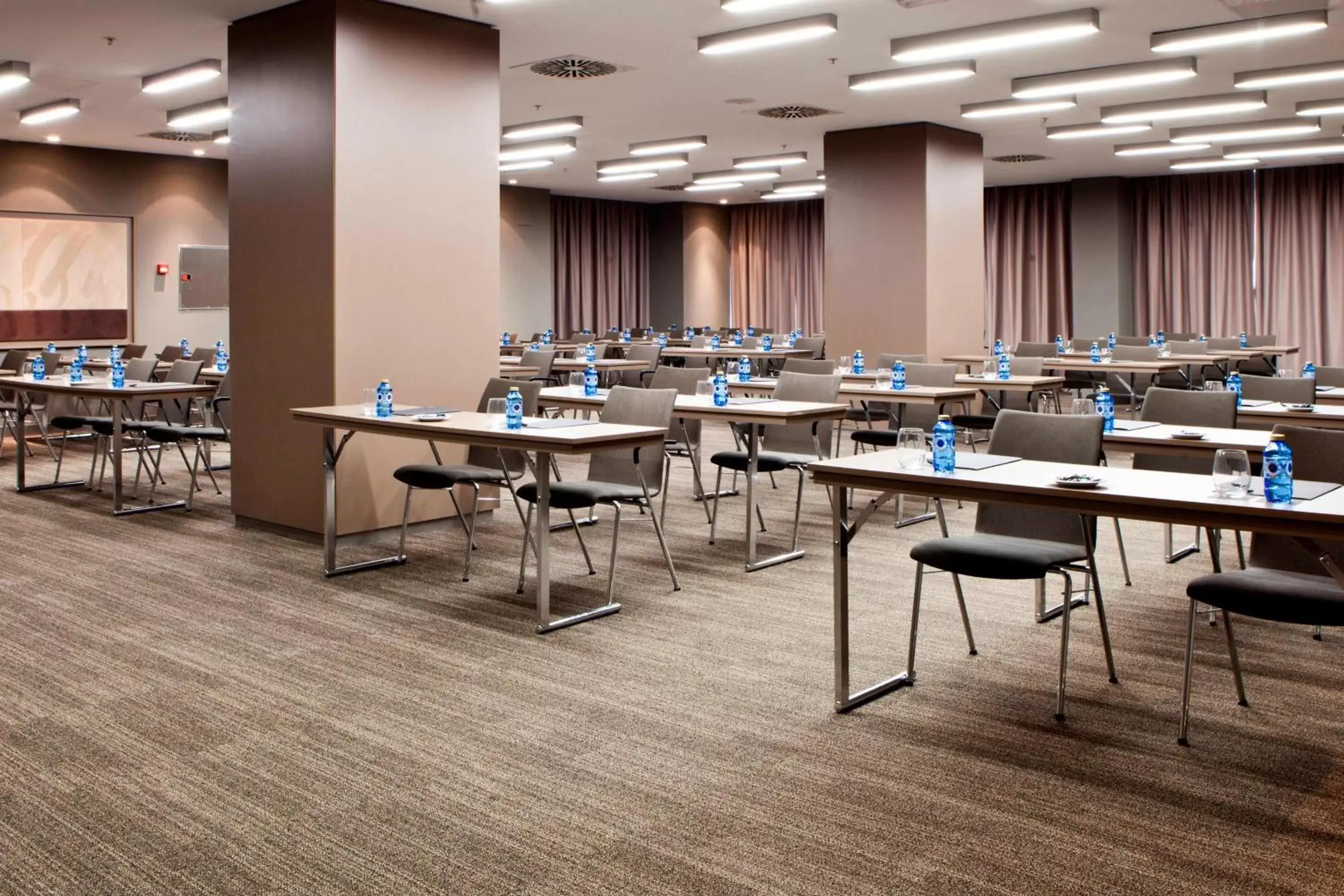 Meeting/conference room in AC Hotel Iberia Las Palmas by Marriott