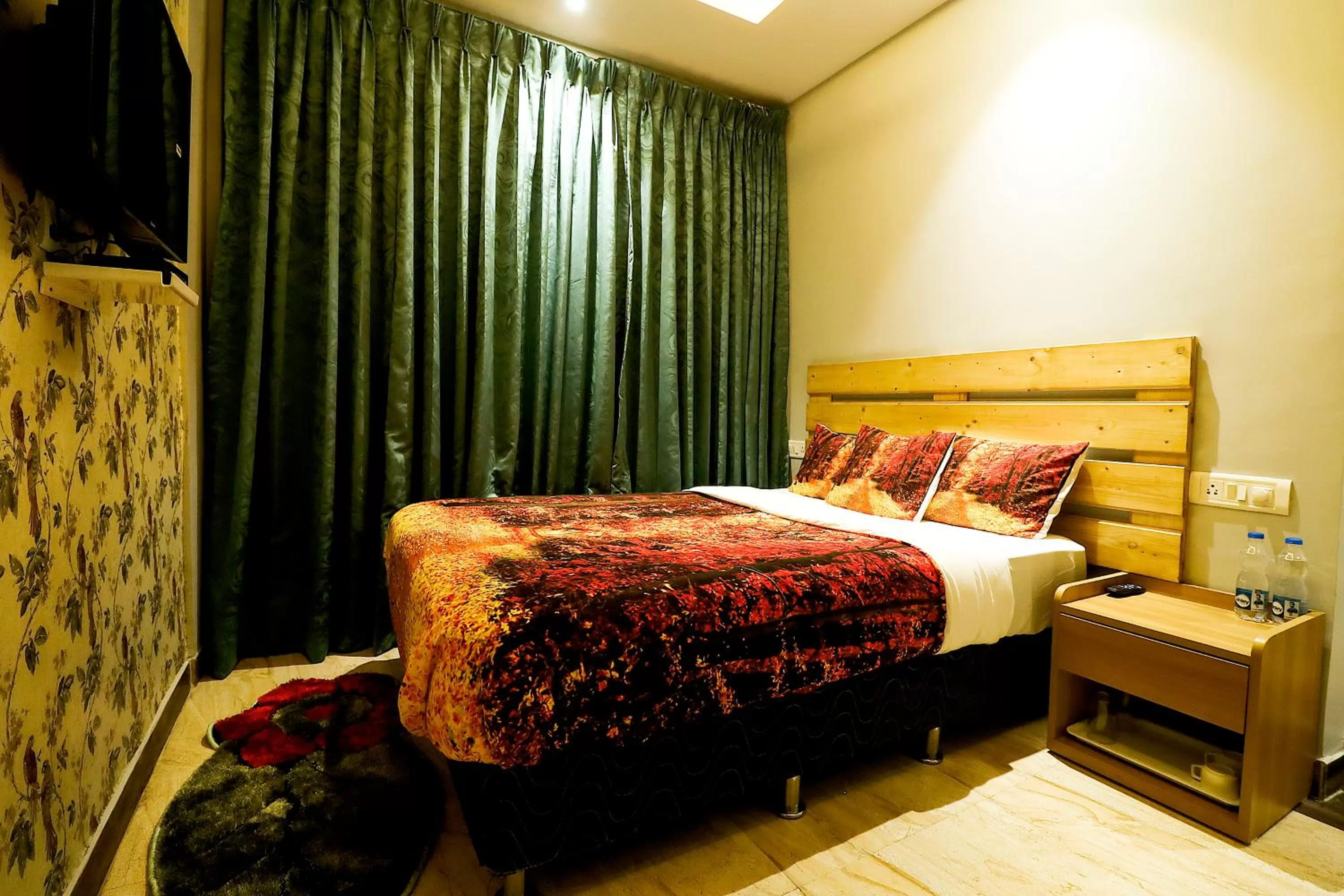 Bed in Hotel Greek Glory