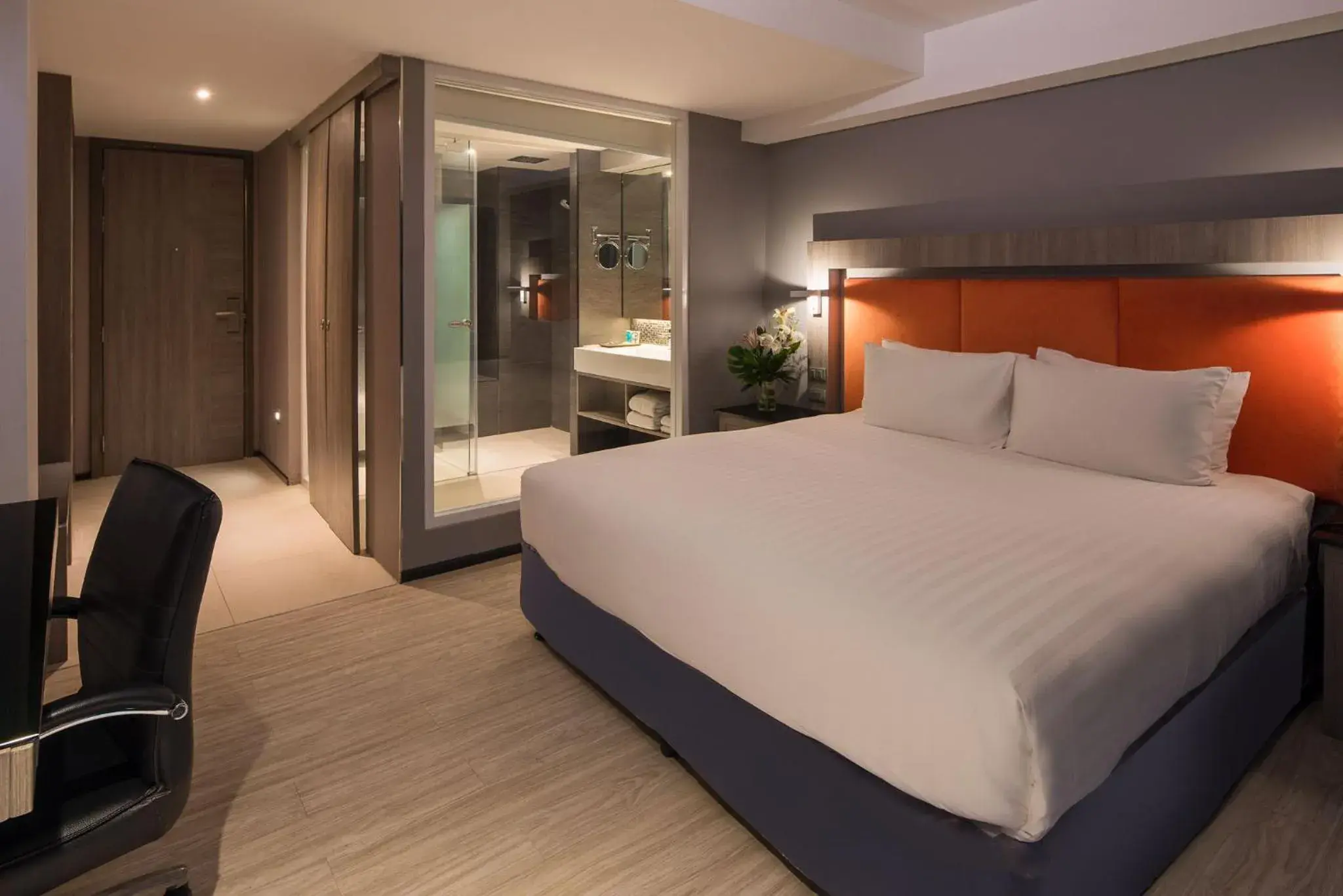 Bedroom, Bed in Grand 5 Hotel & Plaza Sukhumvit Bangkok