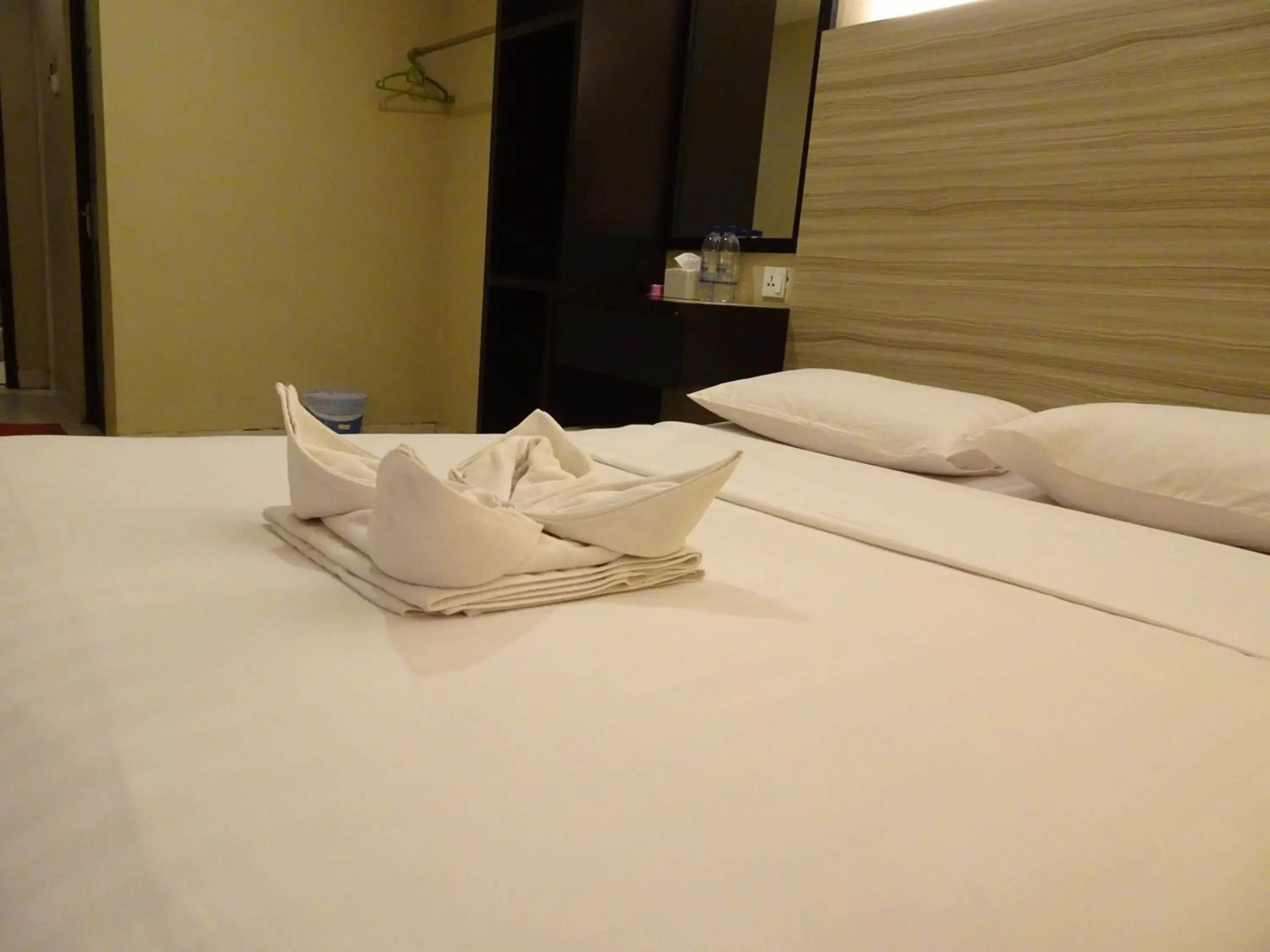Bed in OS Hotel Batu Aji Batam