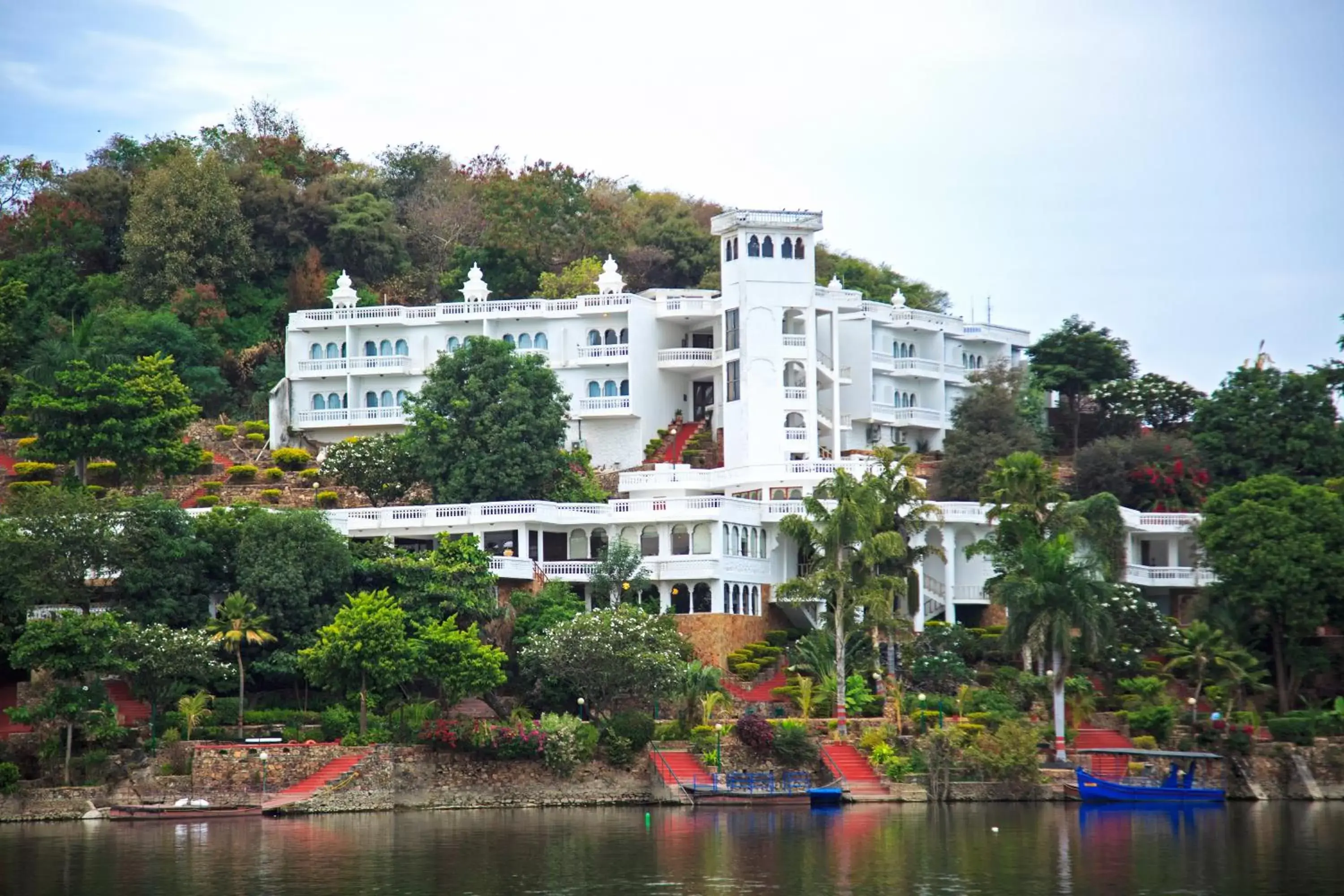 Facade/entrance in Jaisamand Island Resort Facade/entrance in Jaisamand Island Resort