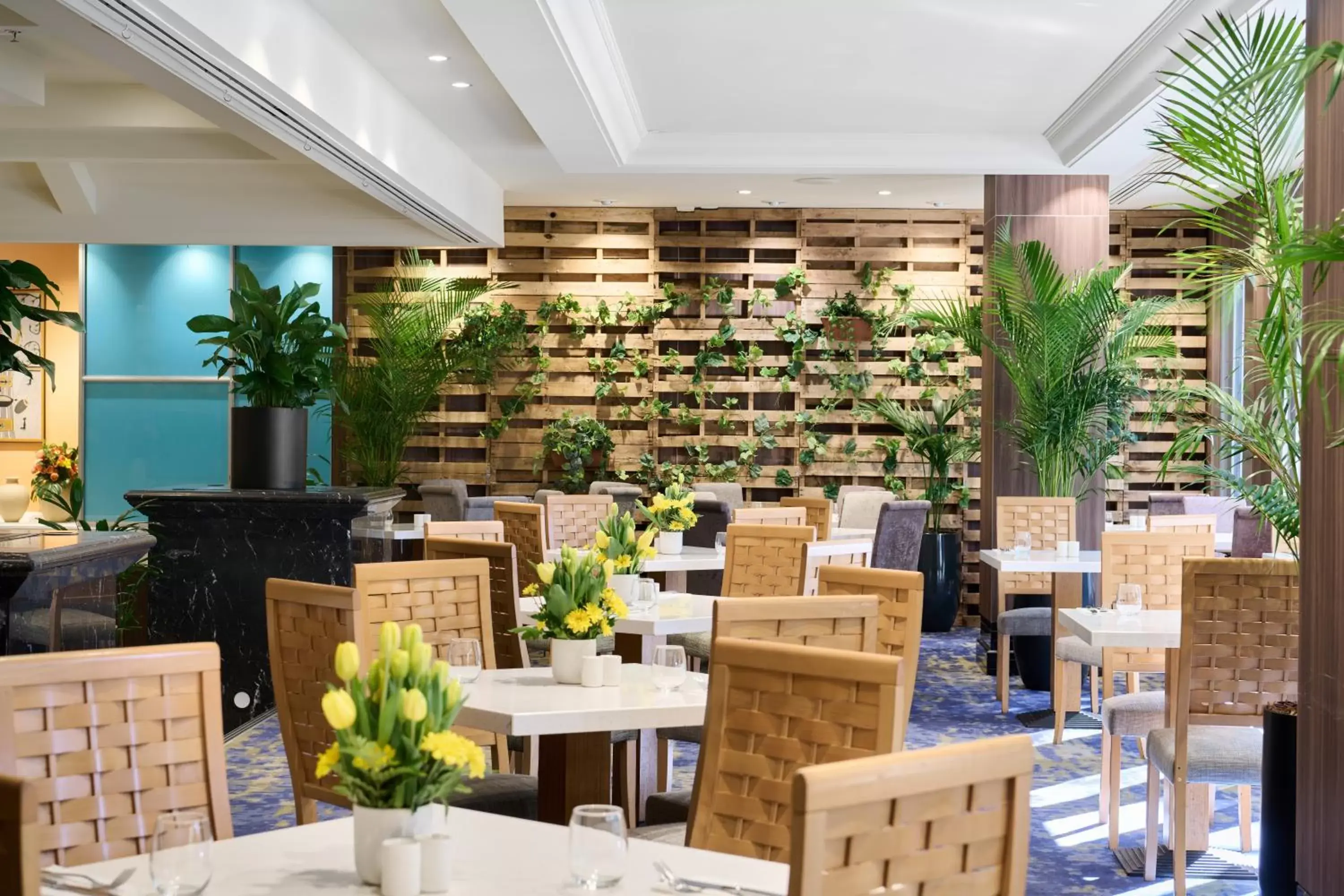 Buffet breakfast, Restaurant/Places to Eat in Pan Pacific Perth