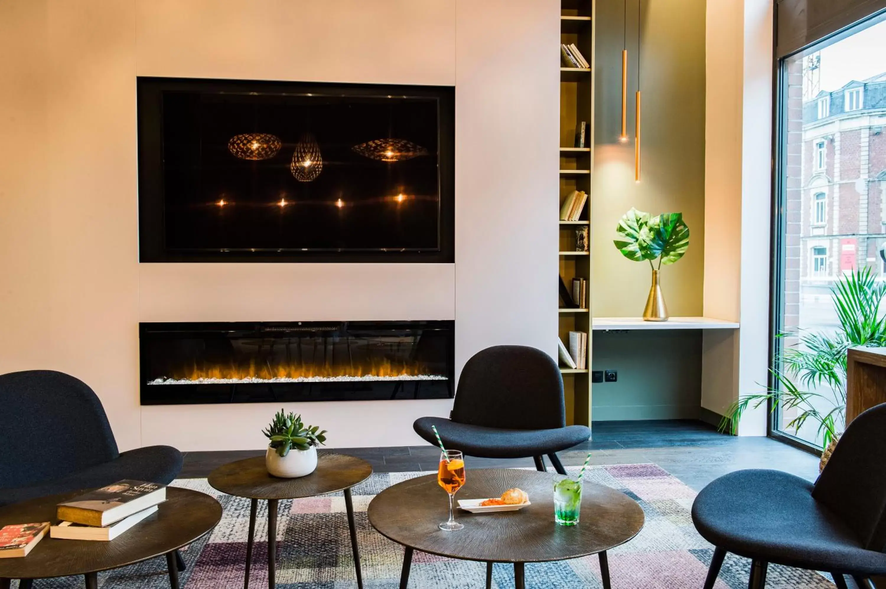 Seating area, Lobby/Reception in Mercure Arras Centre Gare