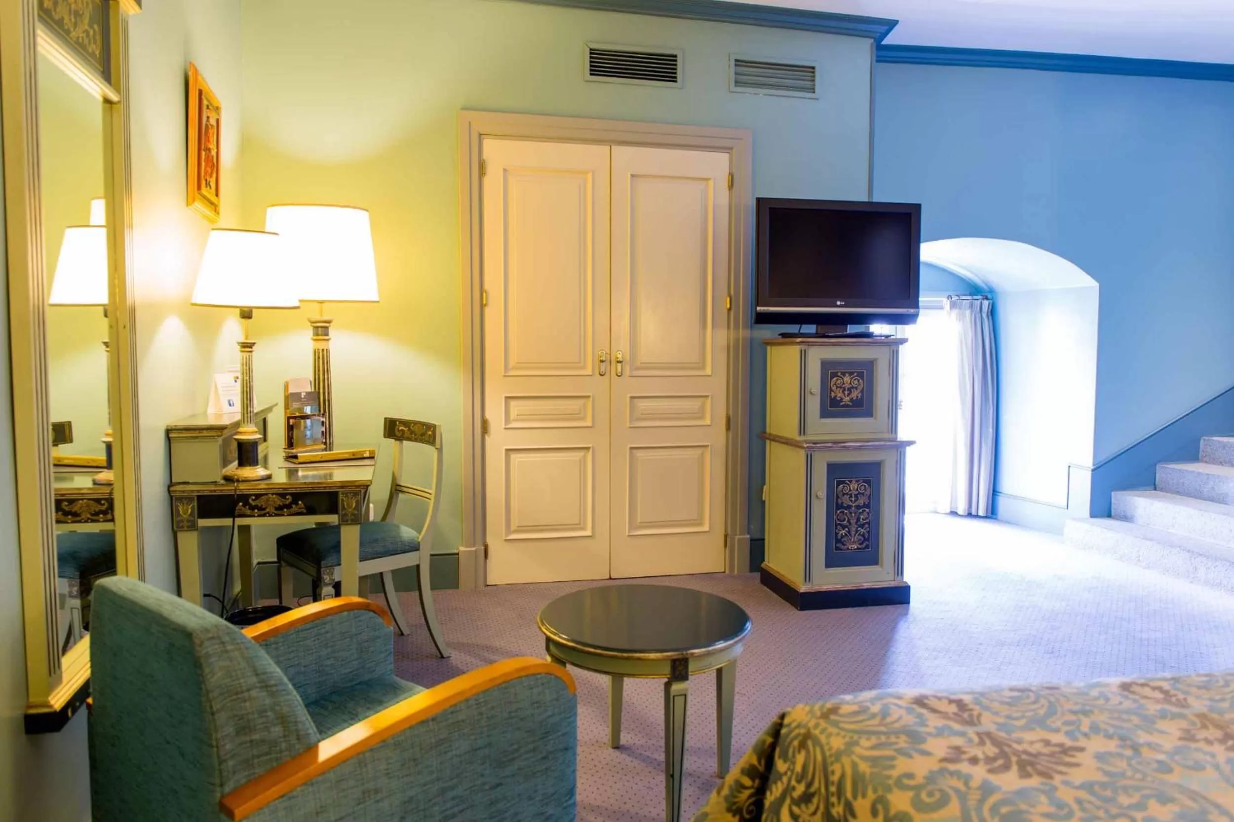 Photo of the whole room in Palacio de los Velada