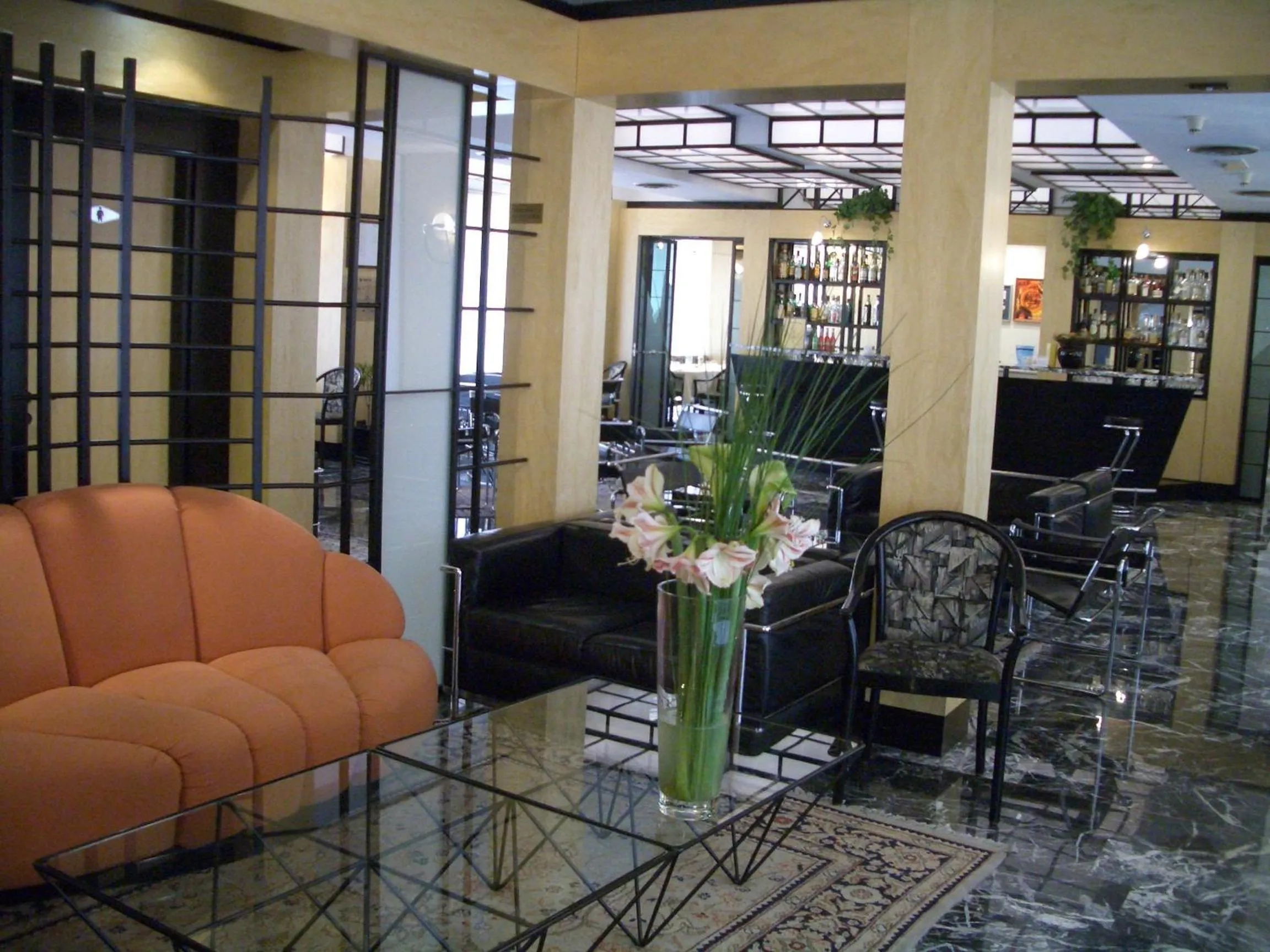 Lounge or bar in Hotel Friuli