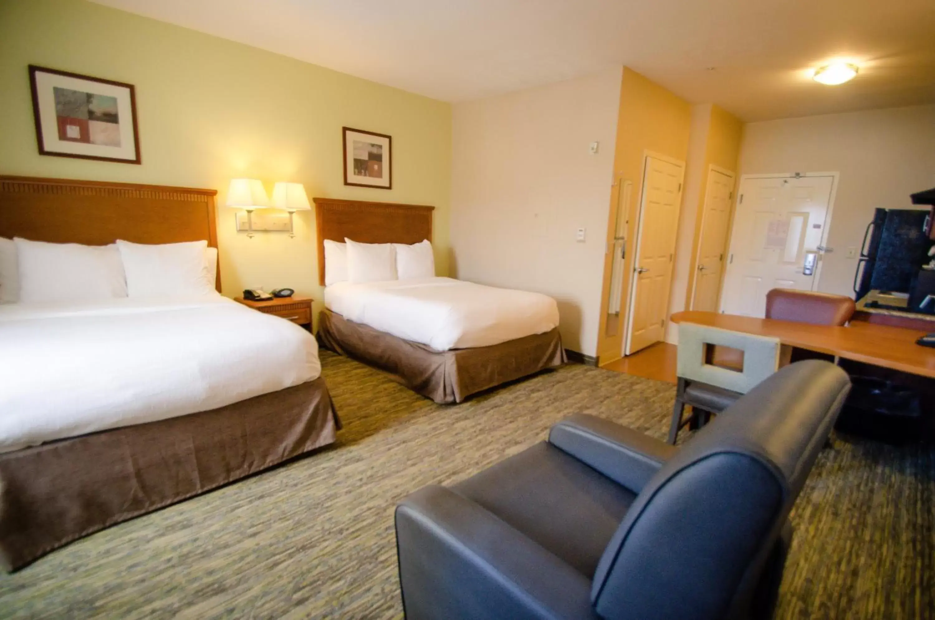Photo of the whole room in Candlewood Suites Temple, an IHG Hotel
