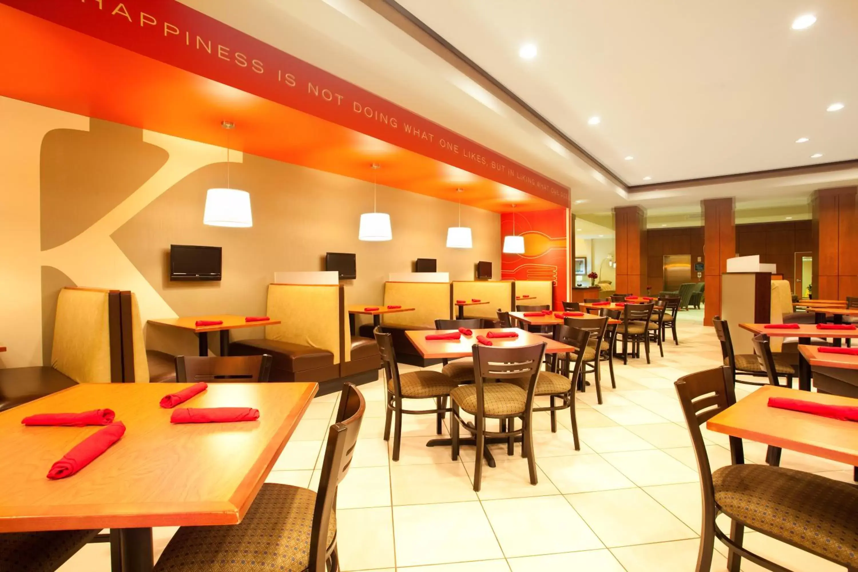 Restaurant/Places to Eat in Holiday Inn Aurora North - Naperville