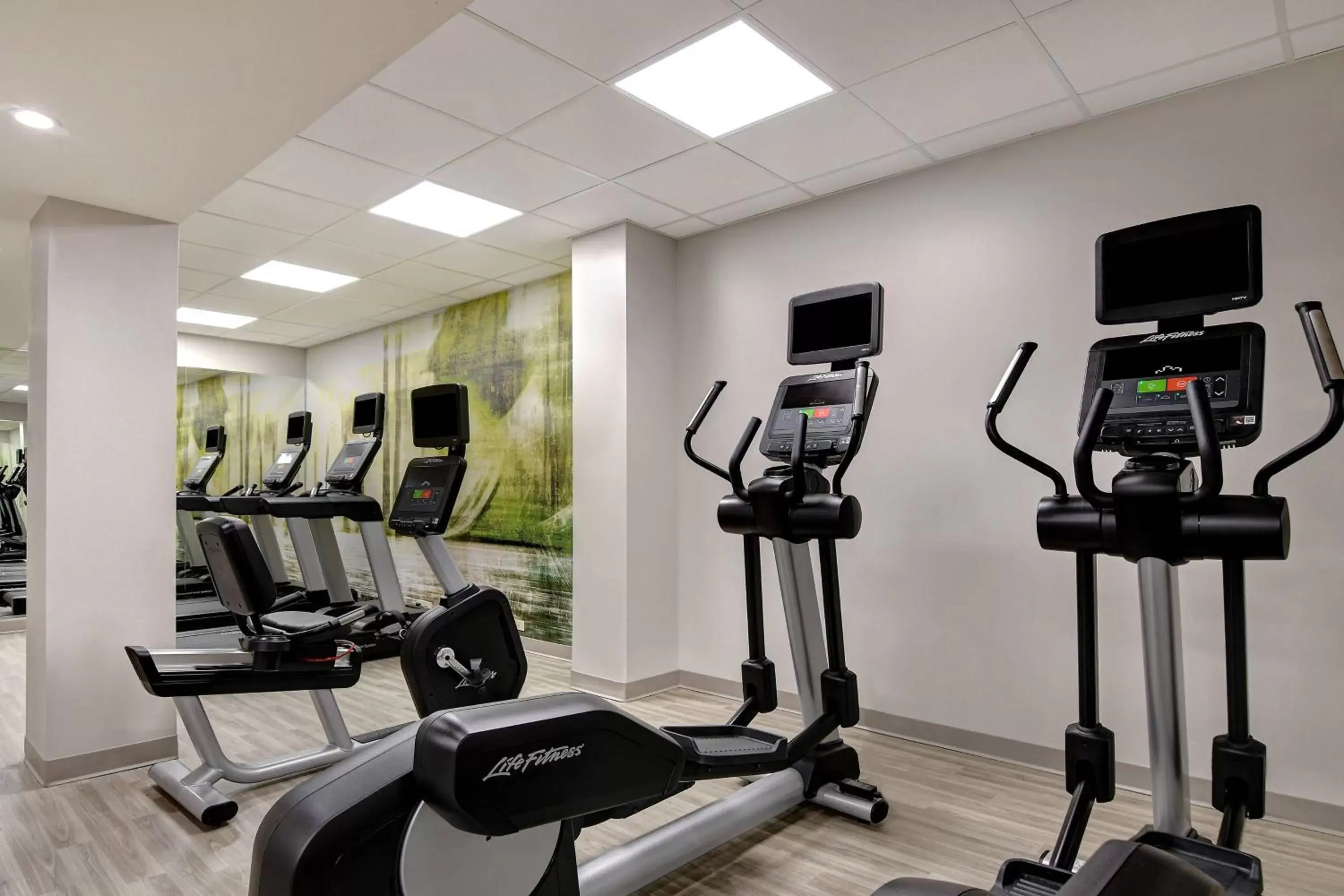 Fitness centre/facilities, Fitness Center/Facilities in Courtyard by Marriott Cincinnati Downtown