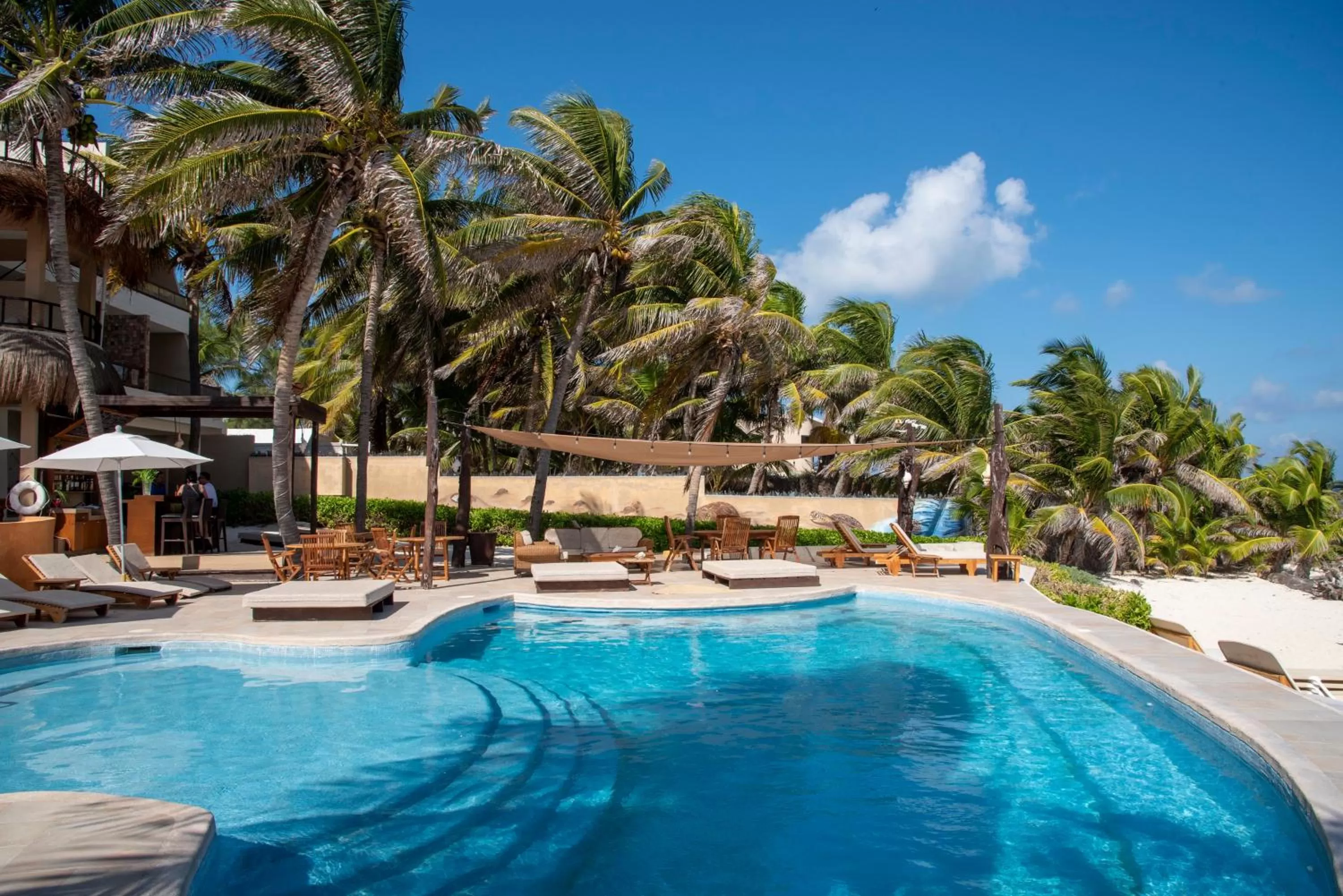 Swimming pool in Hotel Playa La Media Luna