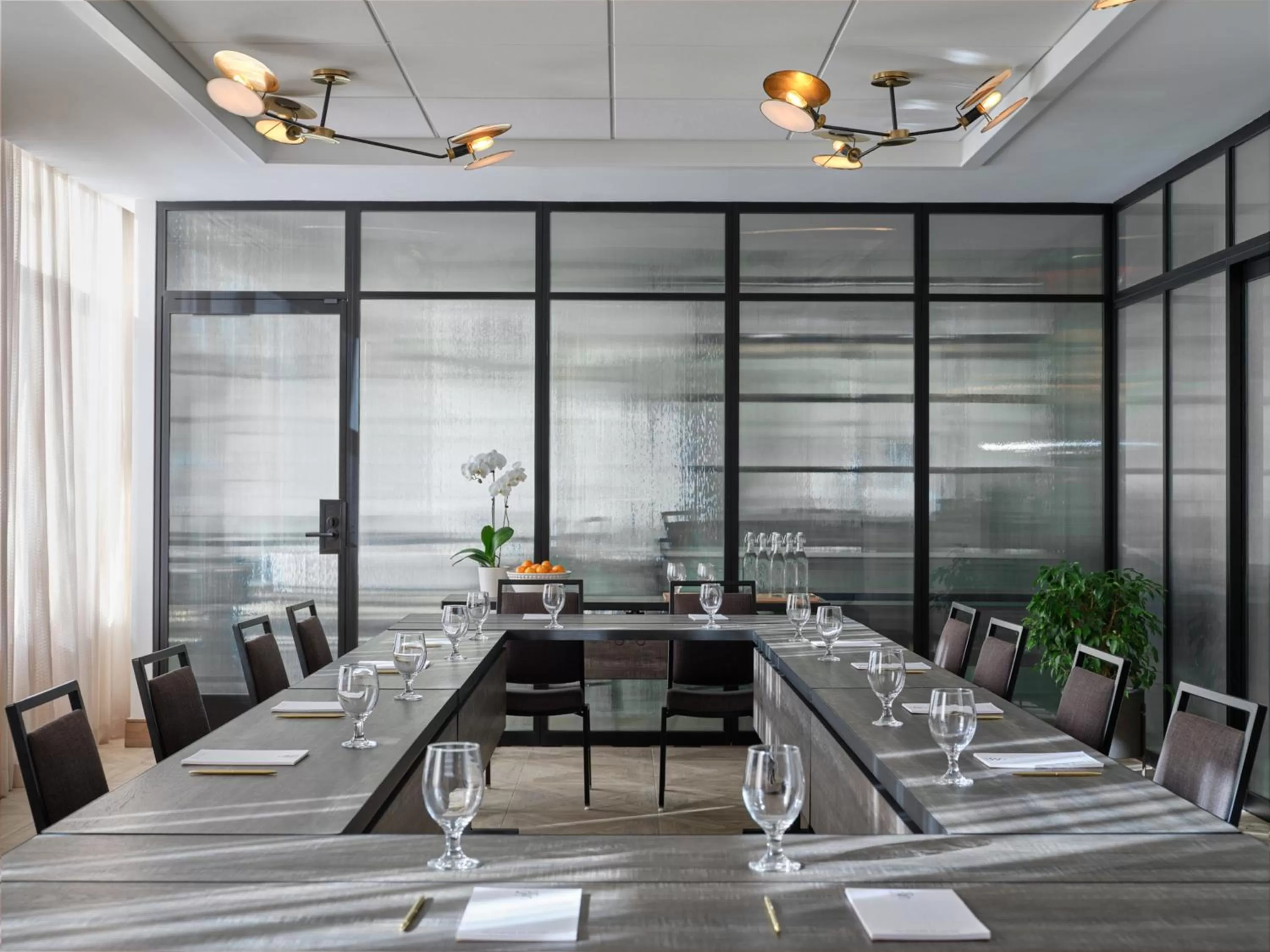 Meeting/conference room in Six South St. Hotel