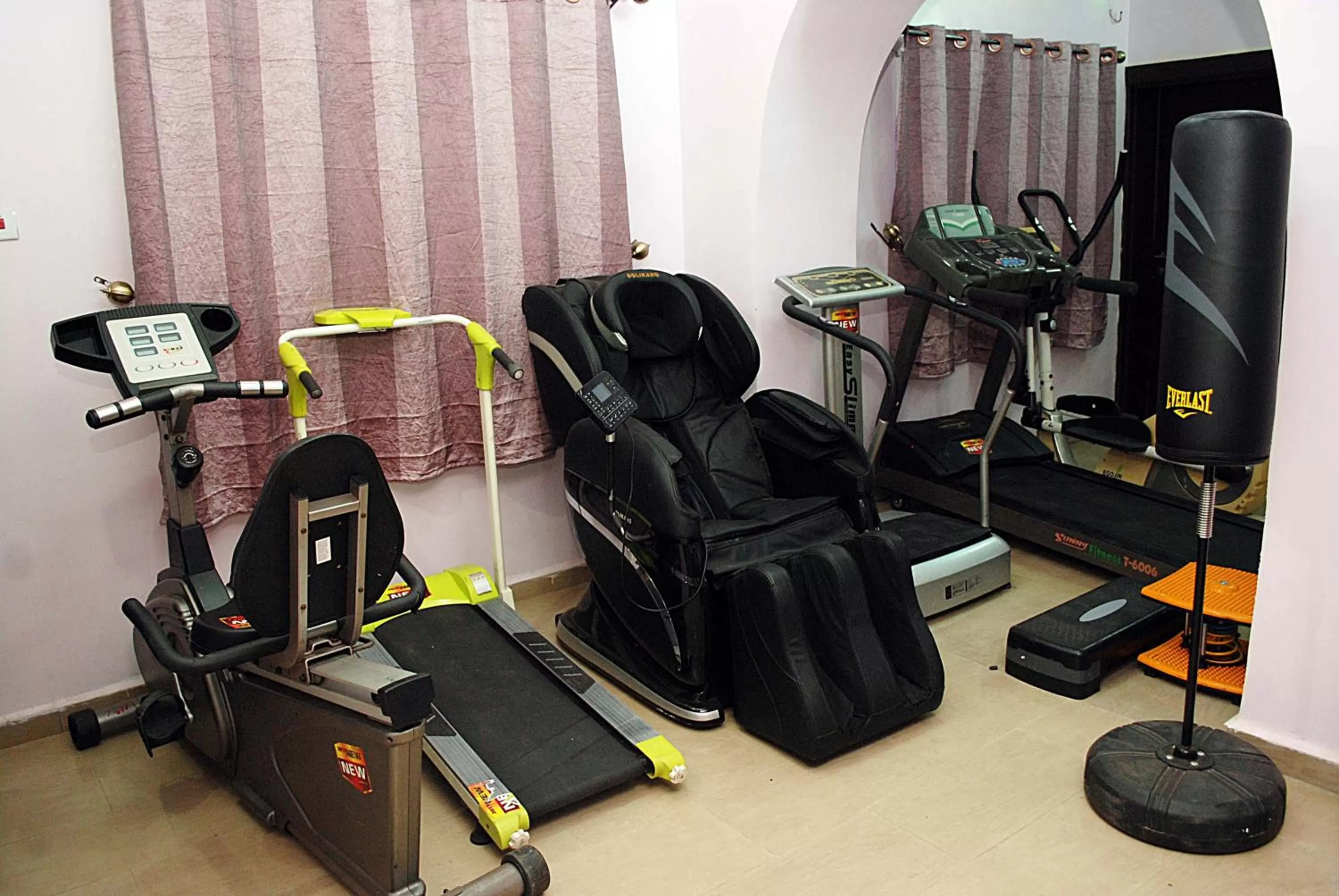 Fitness centre/facilities in Health Plaza Abuja