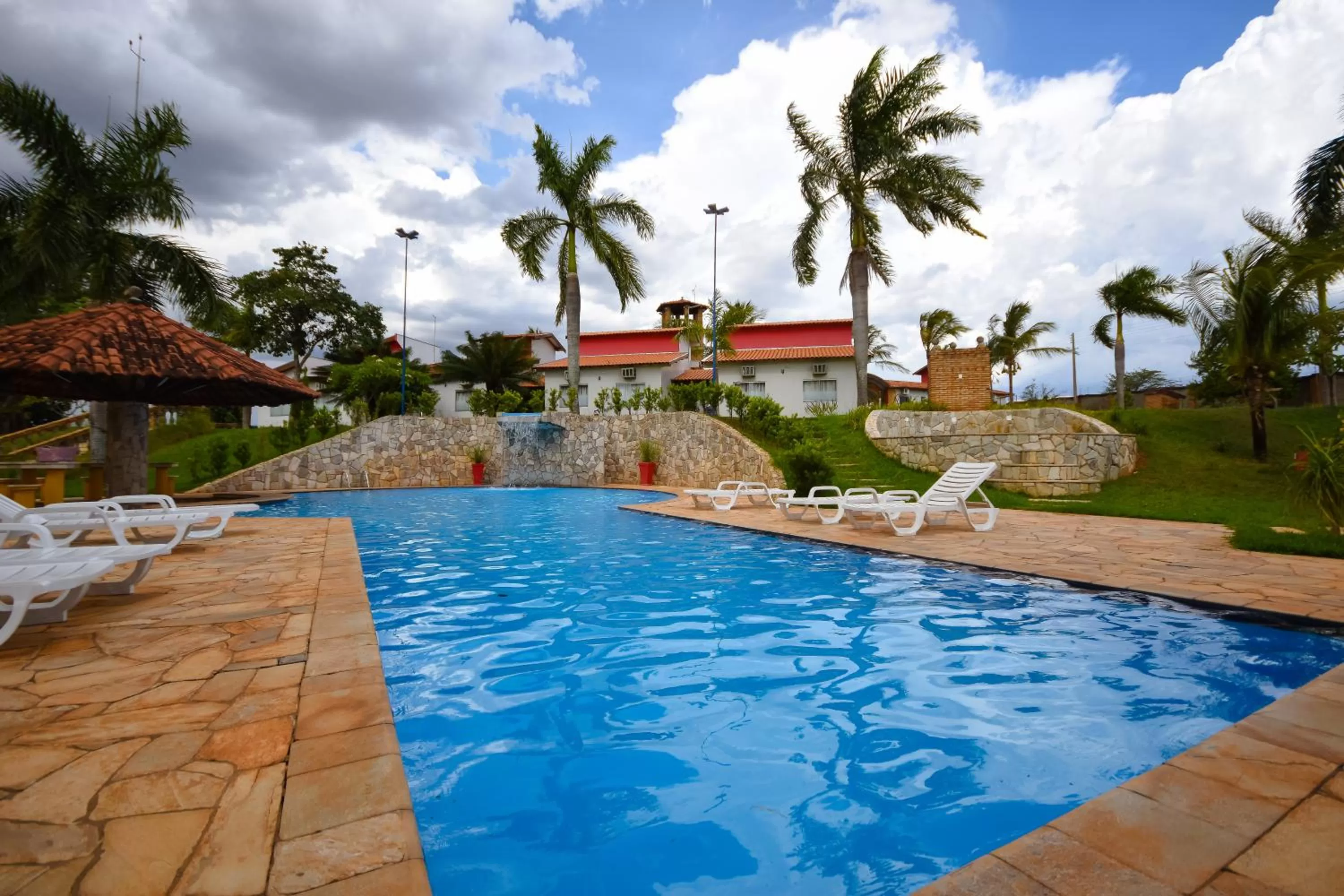 Swimming pool in HOTEL ABAPORU