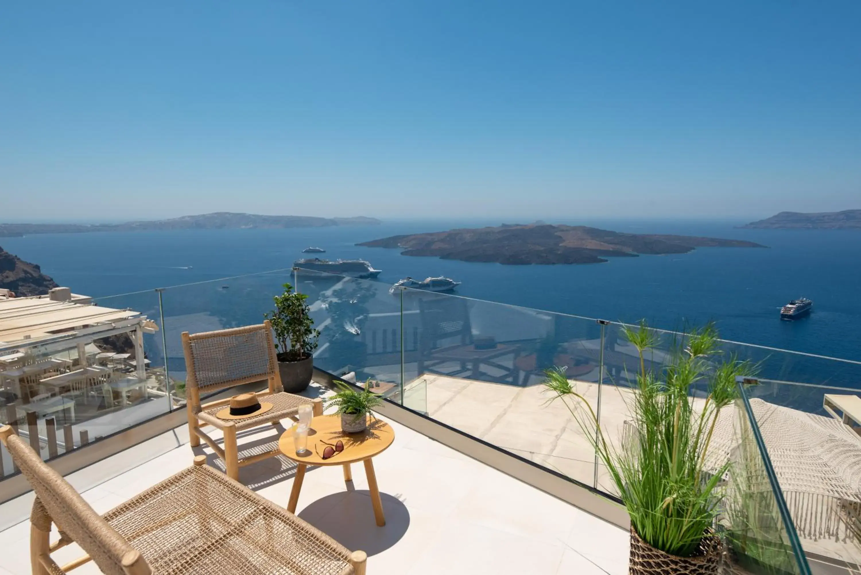 Balcony/Terrace, Sea View in Daydream Luxury Suites