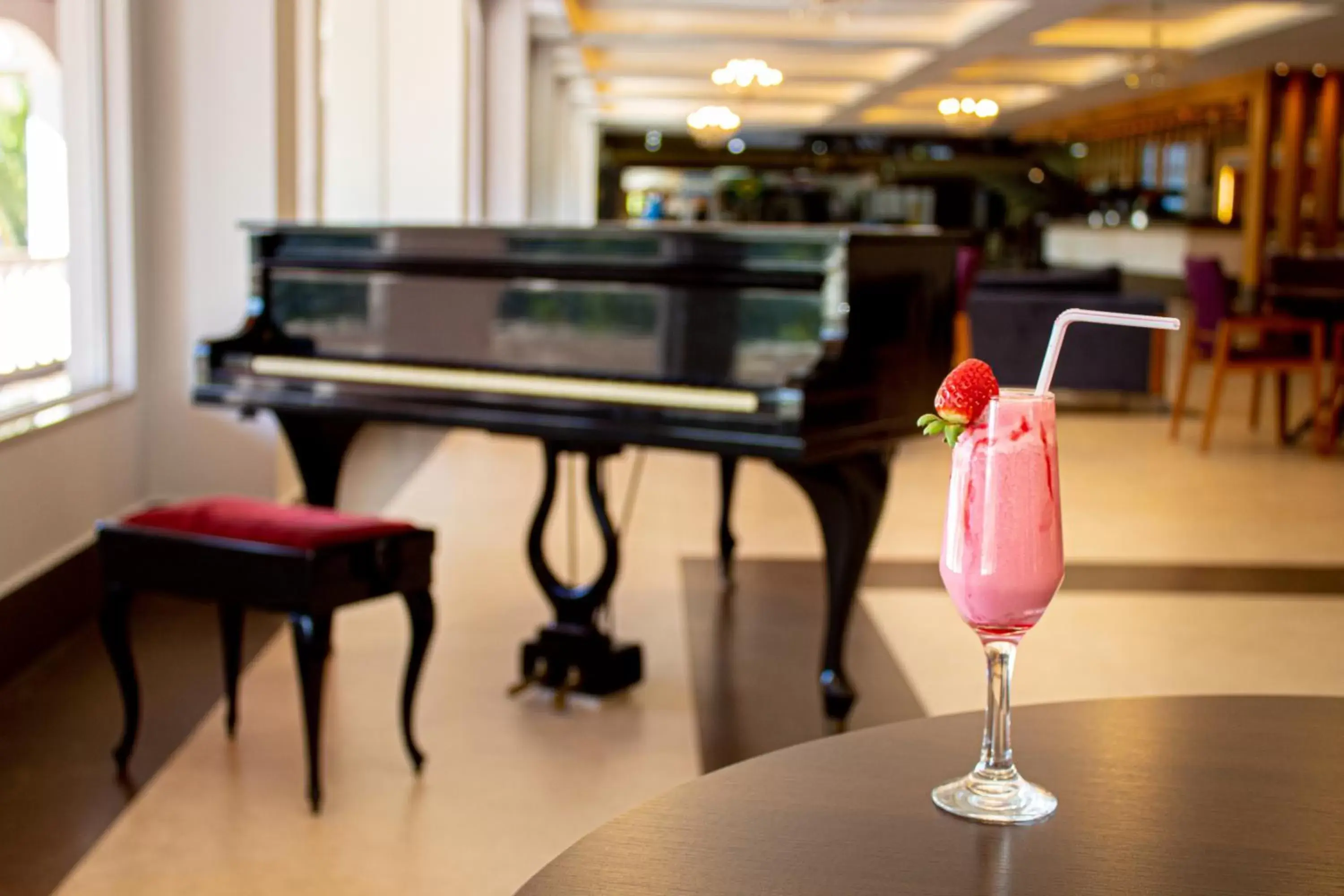 Lounge or bar in Grand Carimã Resort & Convention Center Lounge or bar in Grand Carimã Resort & Convention Center