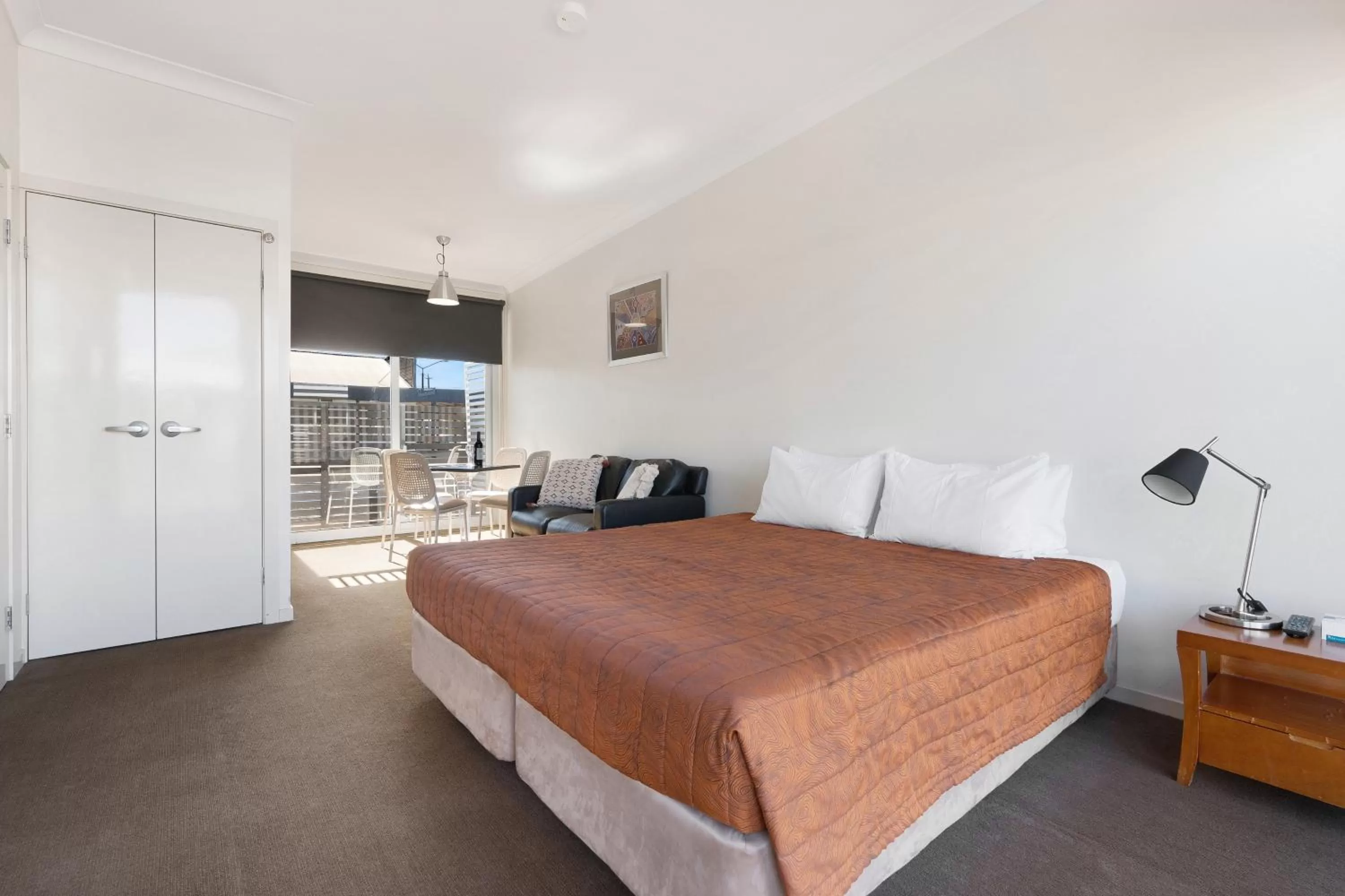 Bedroom, Bed in Smart Stayzzz Inns