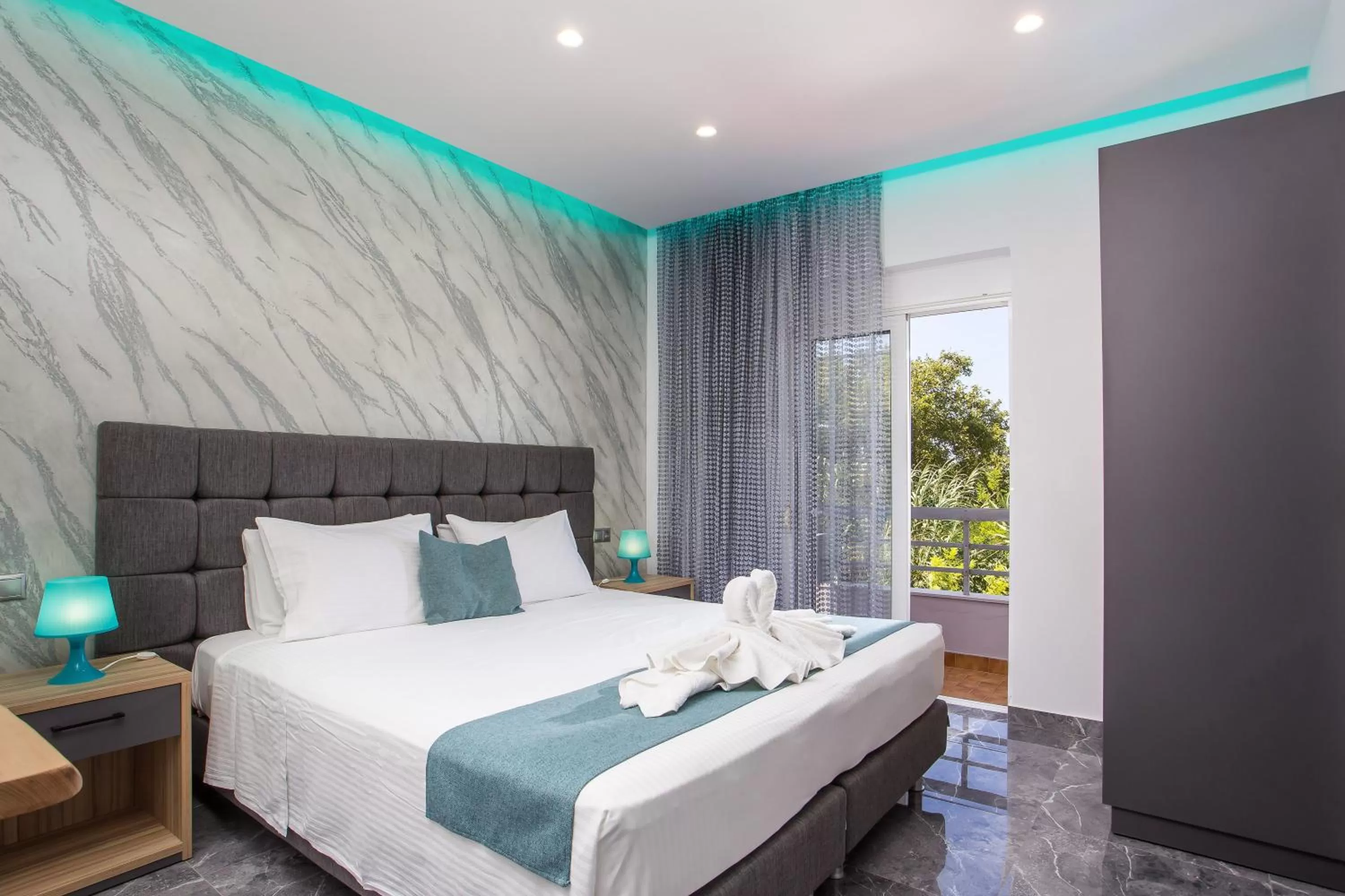 Bedroom, Bed in Platoni Elite