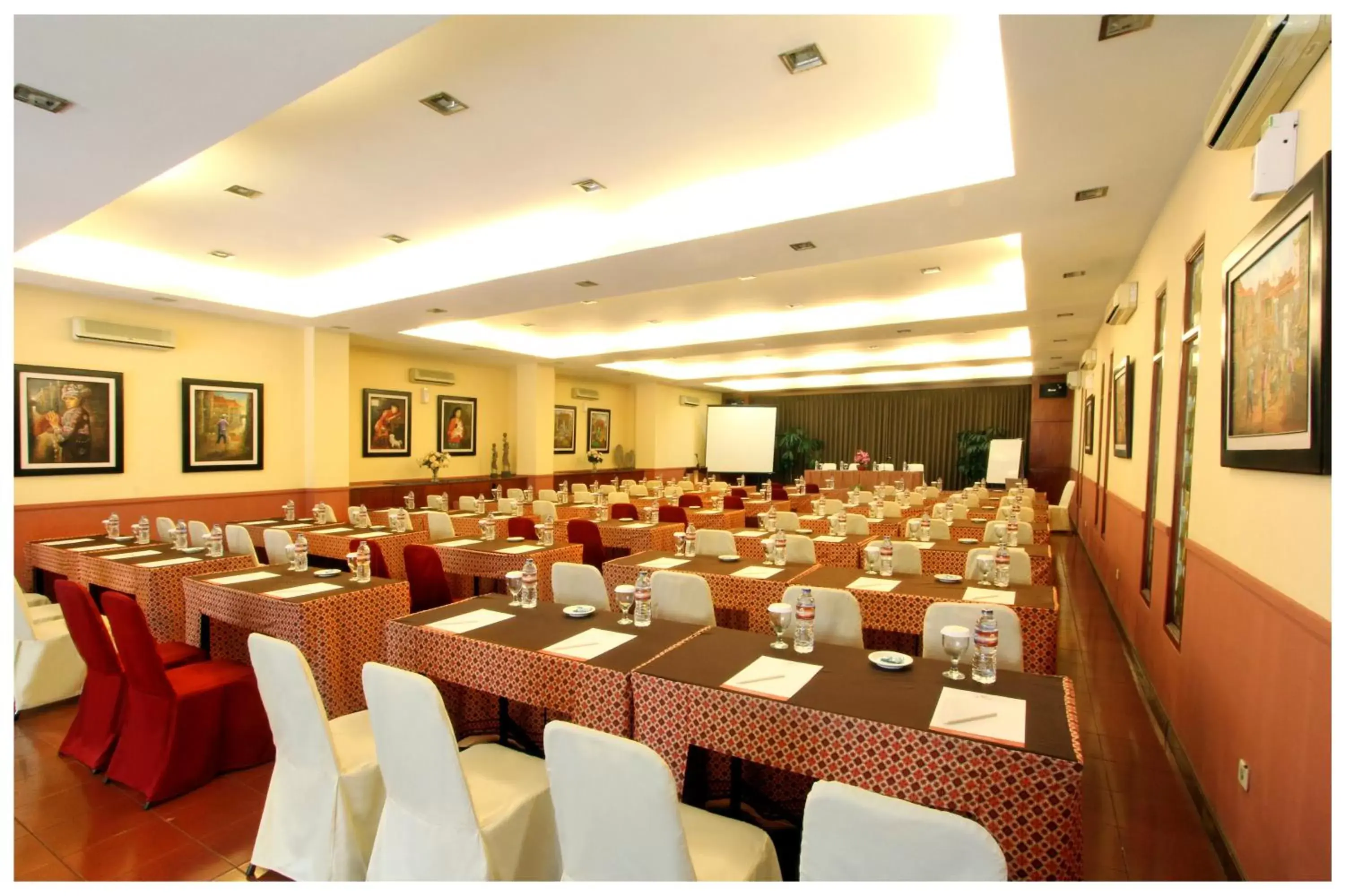 Banquet/Function facilities, Restaurant/Places to Eat in Mutiara Hotel and Convention