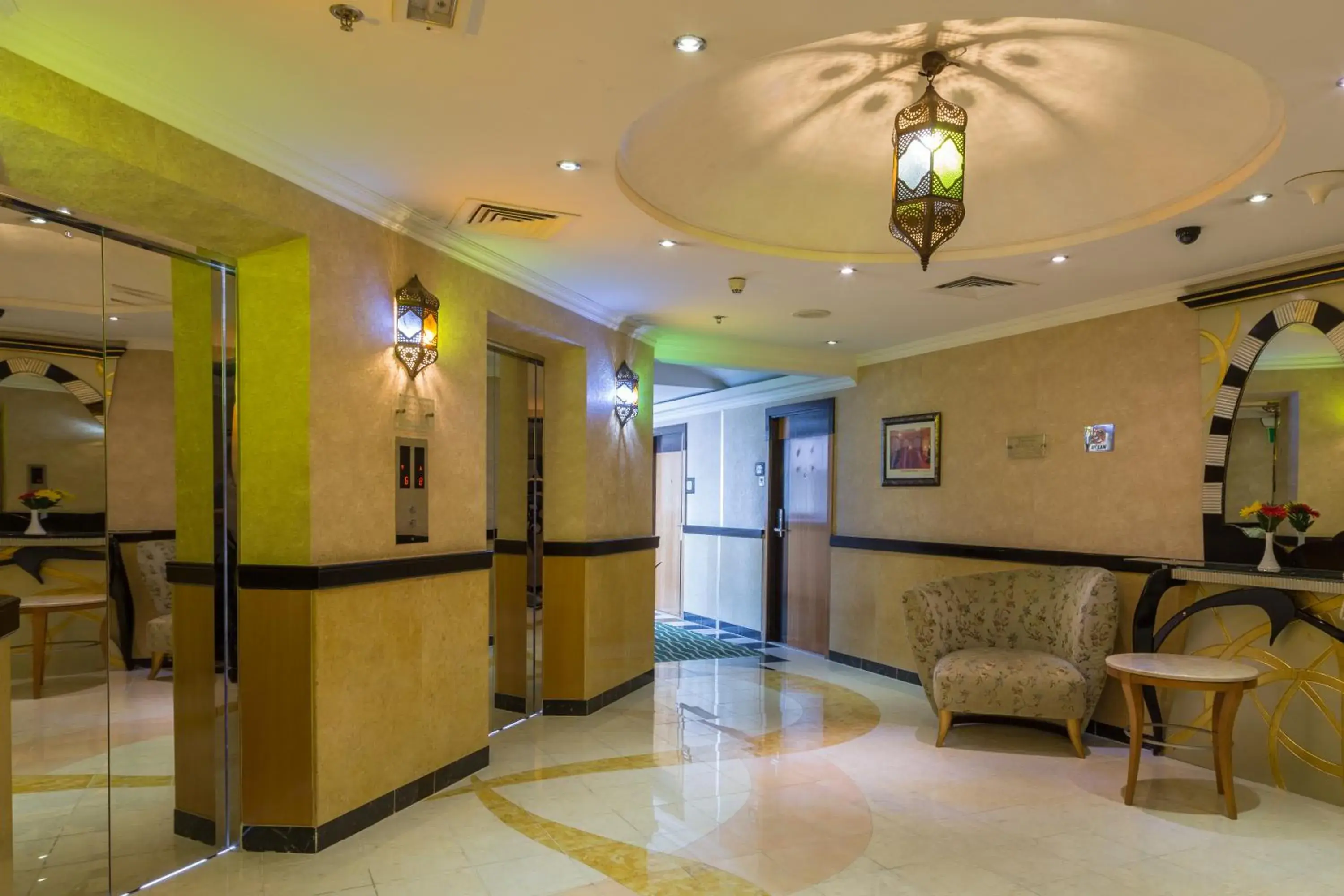 Staff, Lobby/Reception in Al Jawhara Gardens Hotel