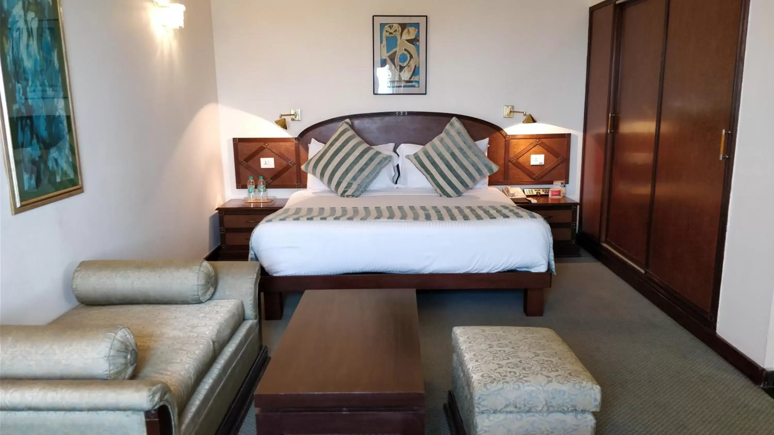 bunk bed, Bed in The Suryaa Hotel New Delhi