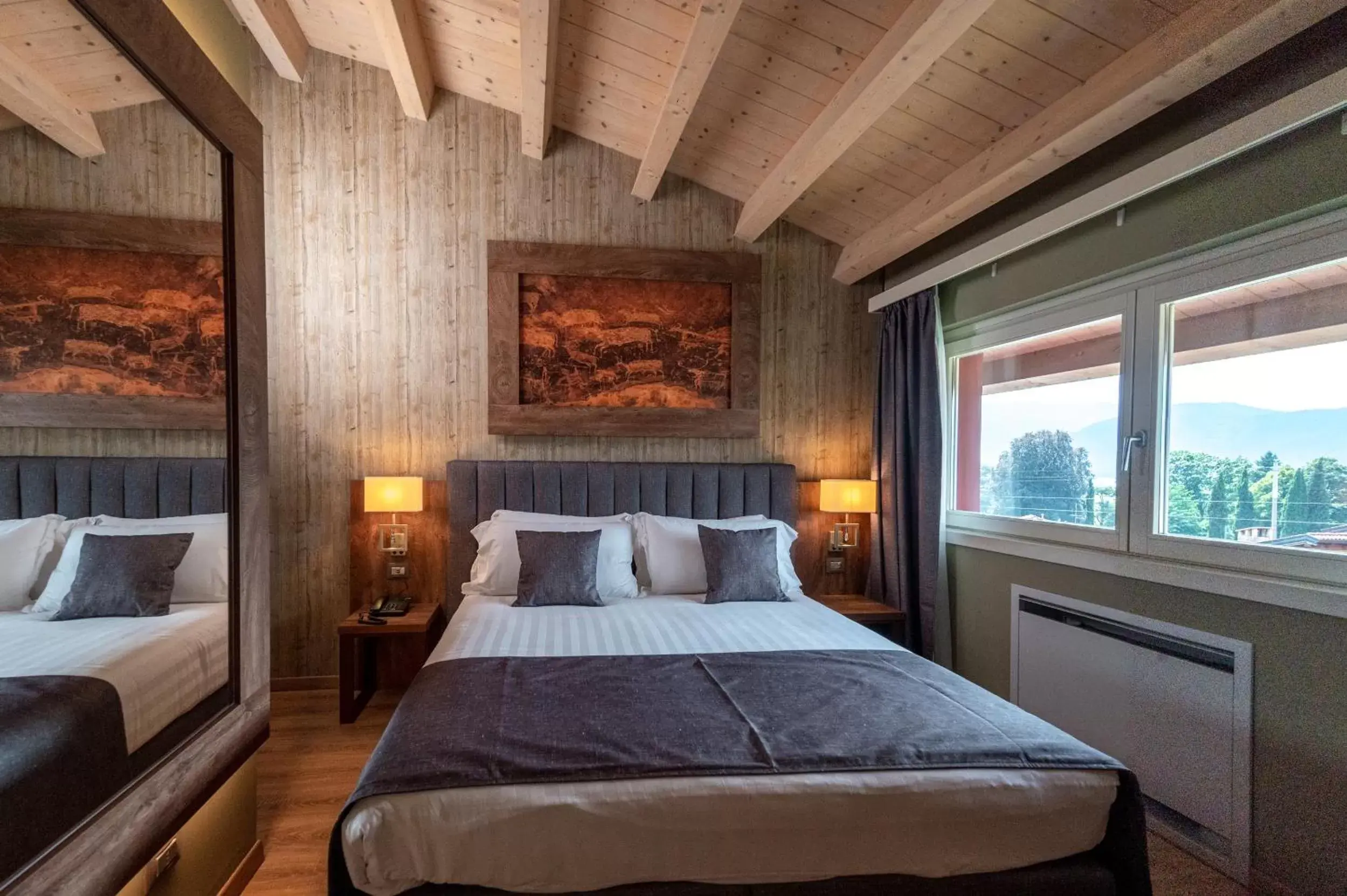 Bed in Lake Hotel La Pieve