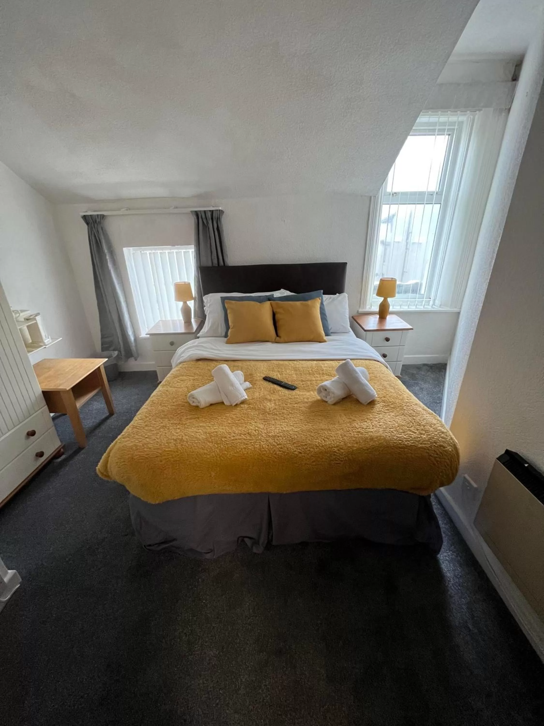 Bed in The Wilton Hotel