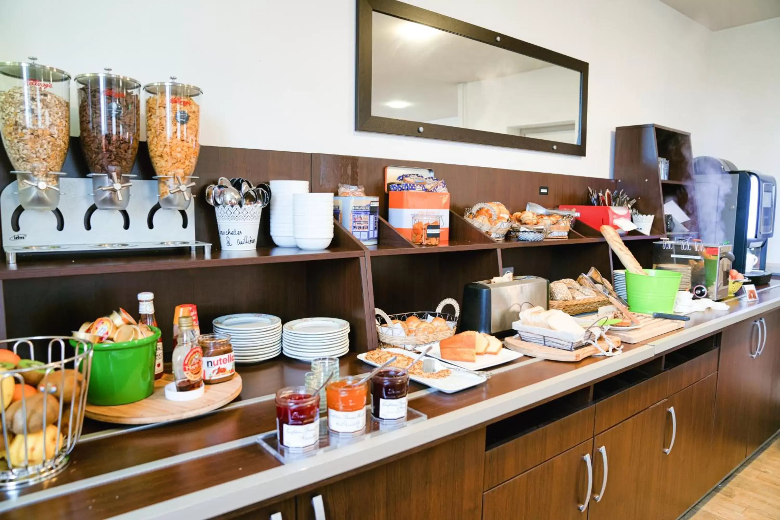 Breakfast in Campanile Orléans Centre Gare