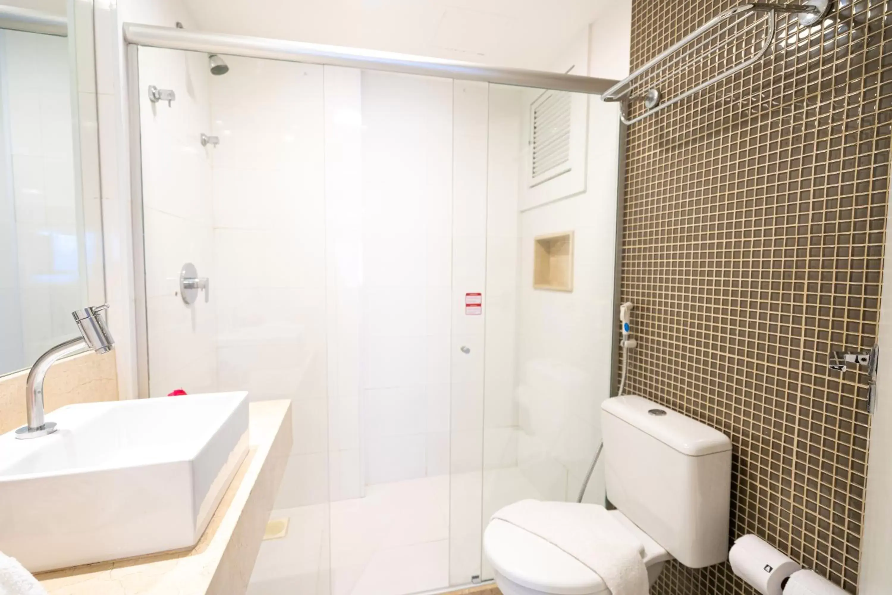 Bathroom in Fortaleza Mar Hotel Bathroom in Fortaleza Mar Hotel