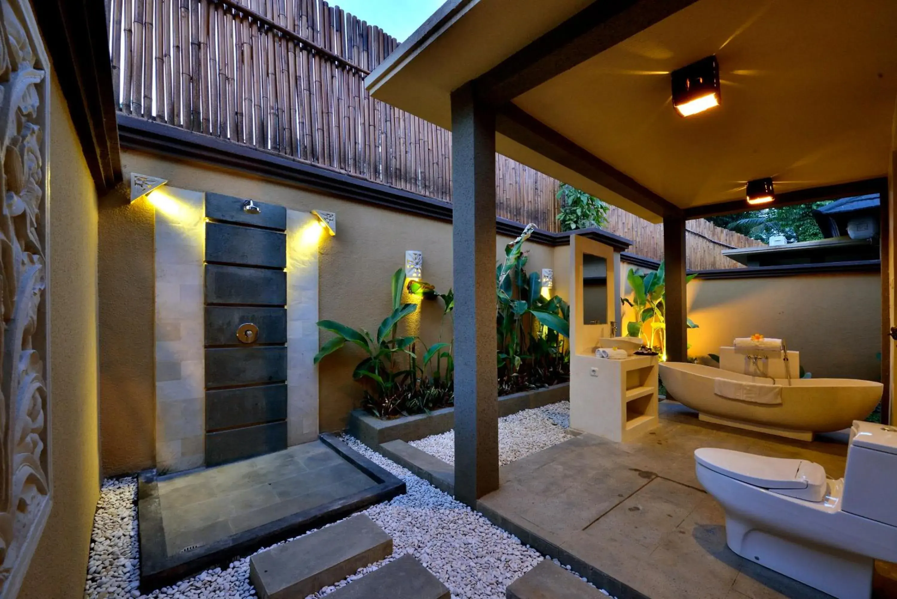 Shower in Gino Feruci Villa Ubud by KAGUM Hotels