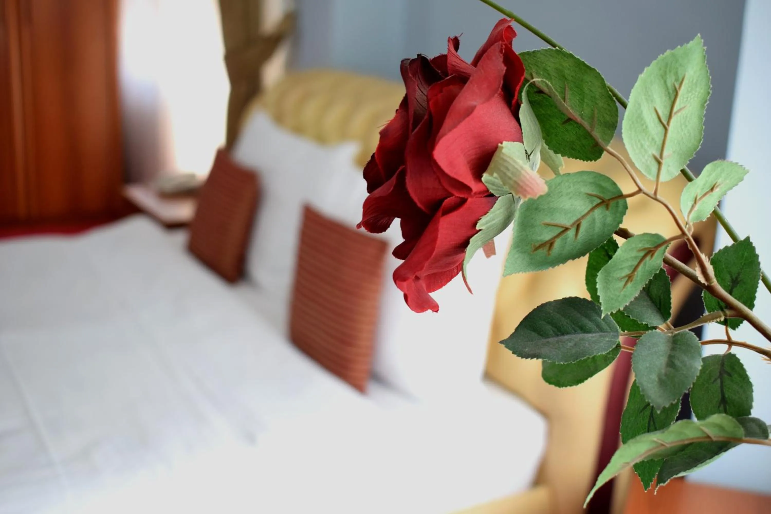 Bed in Hotel Aristocrat & Fish Restaurant