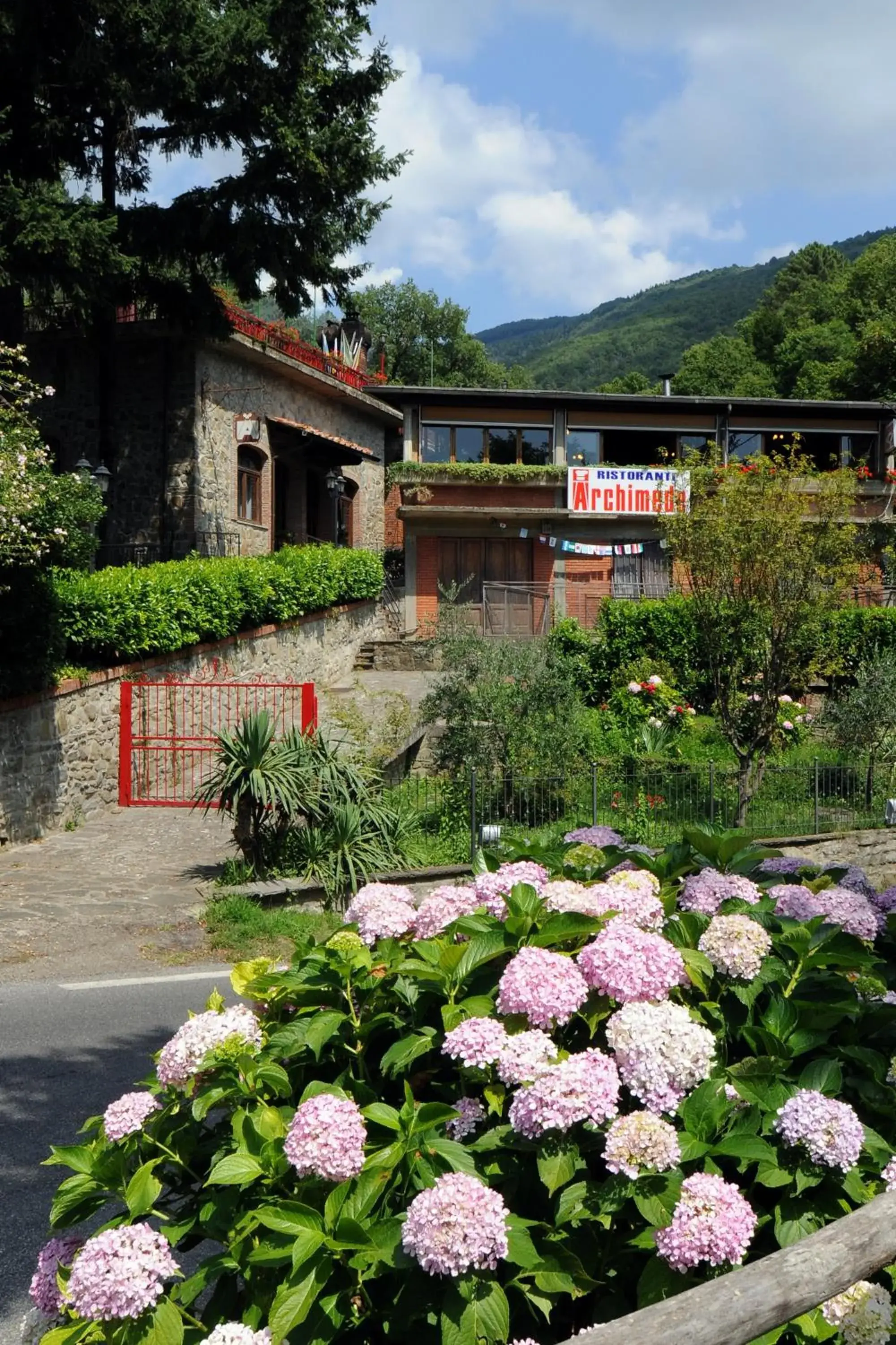 Property Building in Hotel Archimede