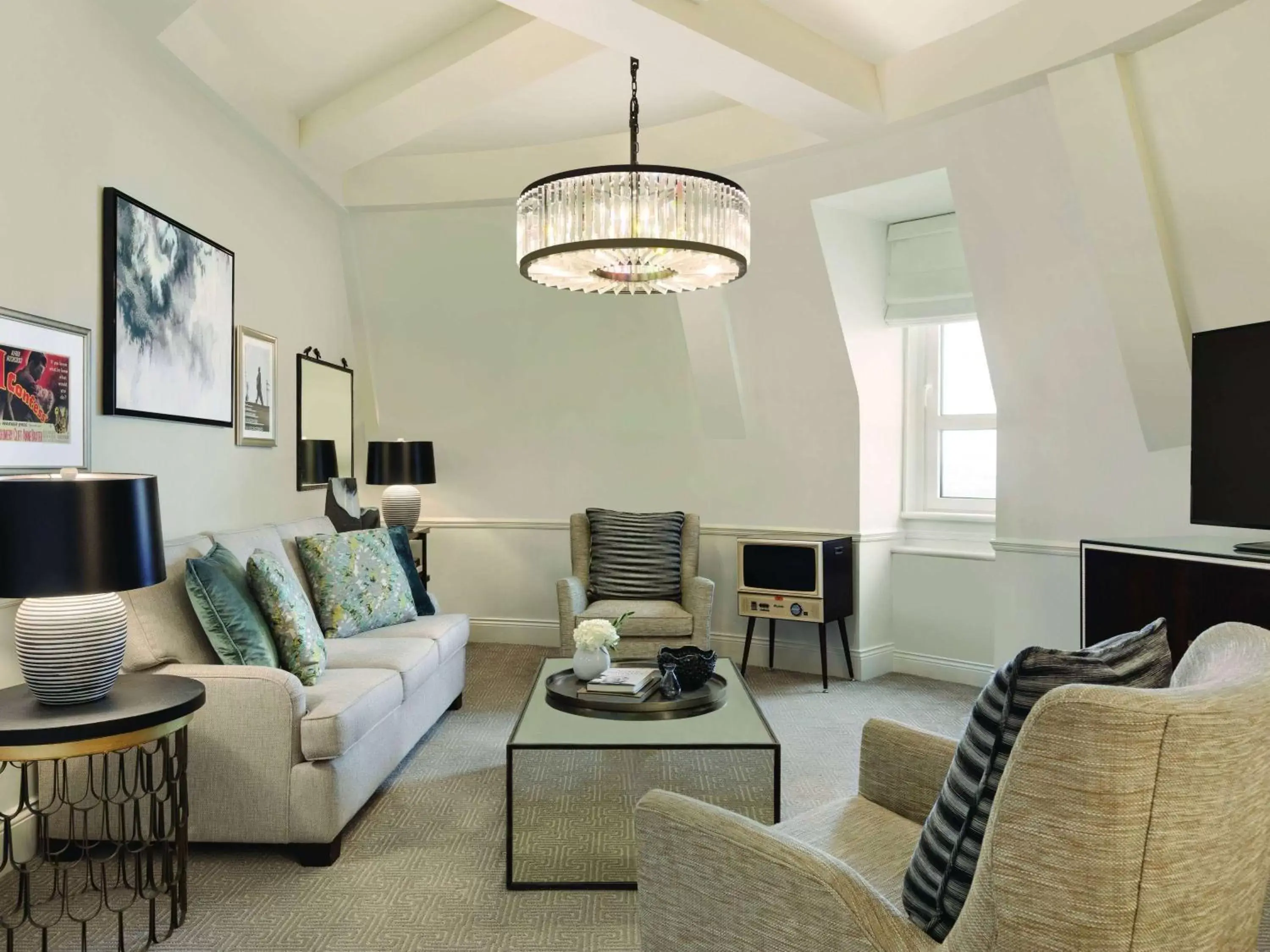 Bedroom, Seating Area in Fairmont Le Chateau Frontenac