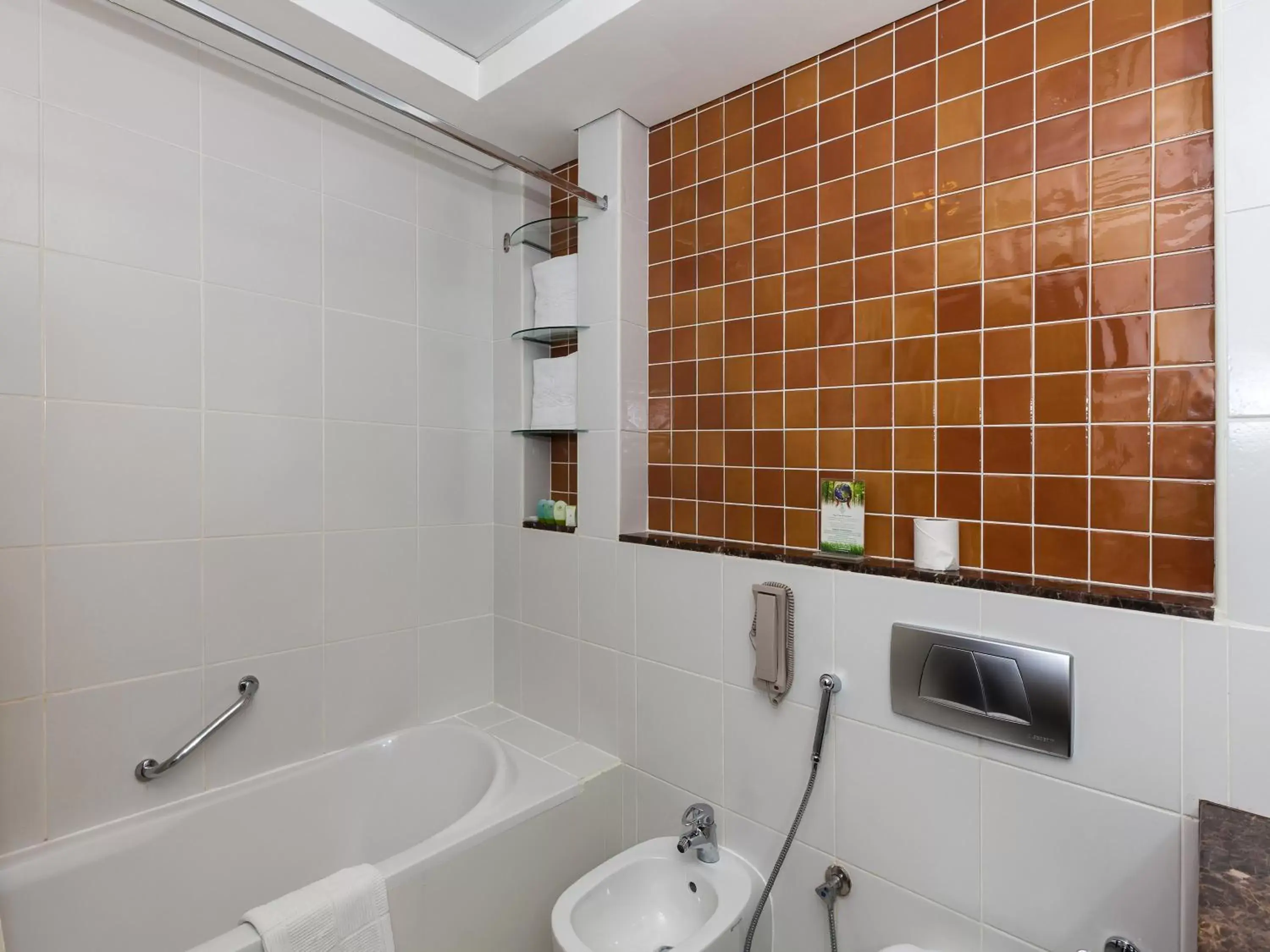 Shower, Bathroom in Flora Creek Deluxe Hotel Apartments