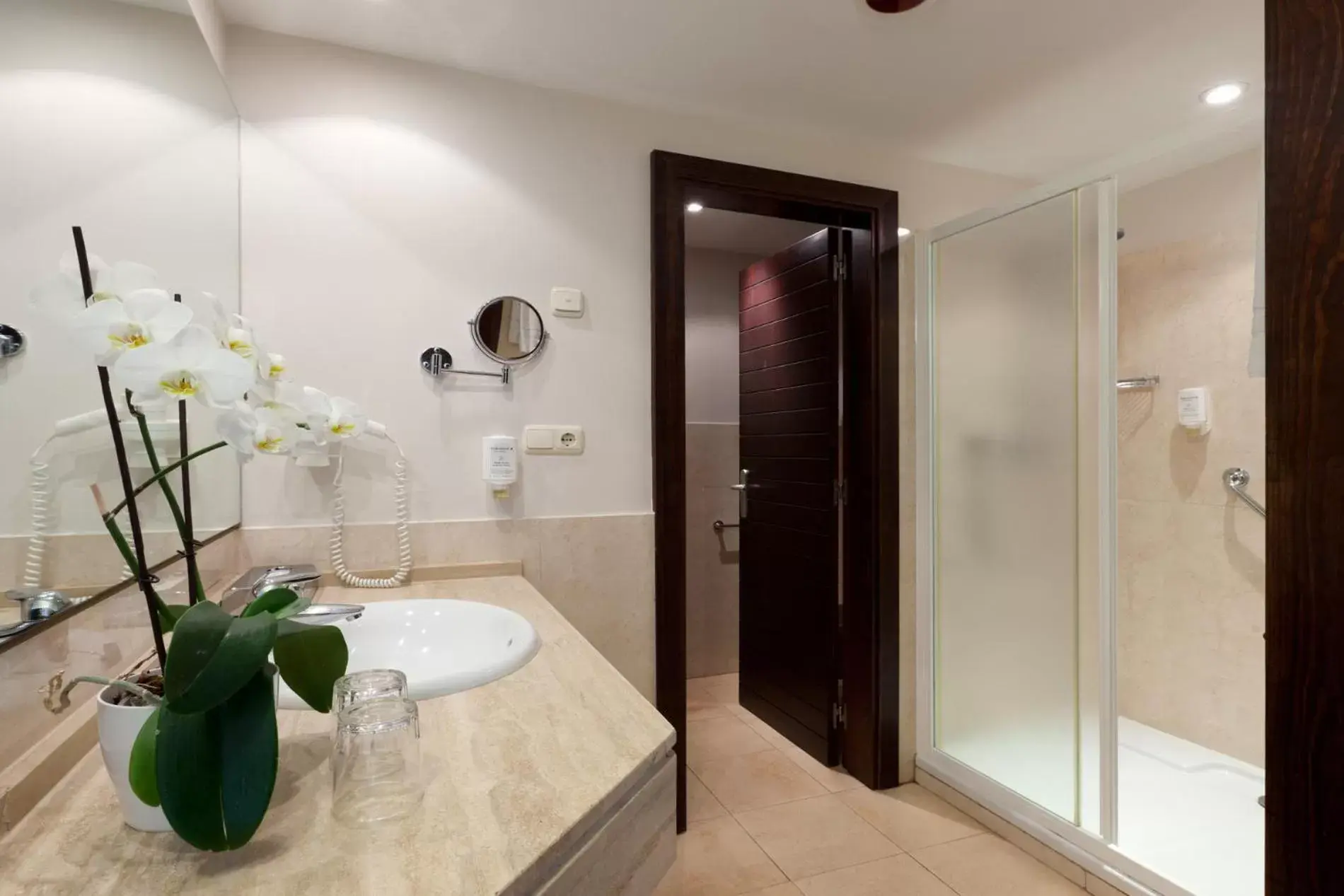 Shower, Bathroom in Impressive Playa Granada Golf