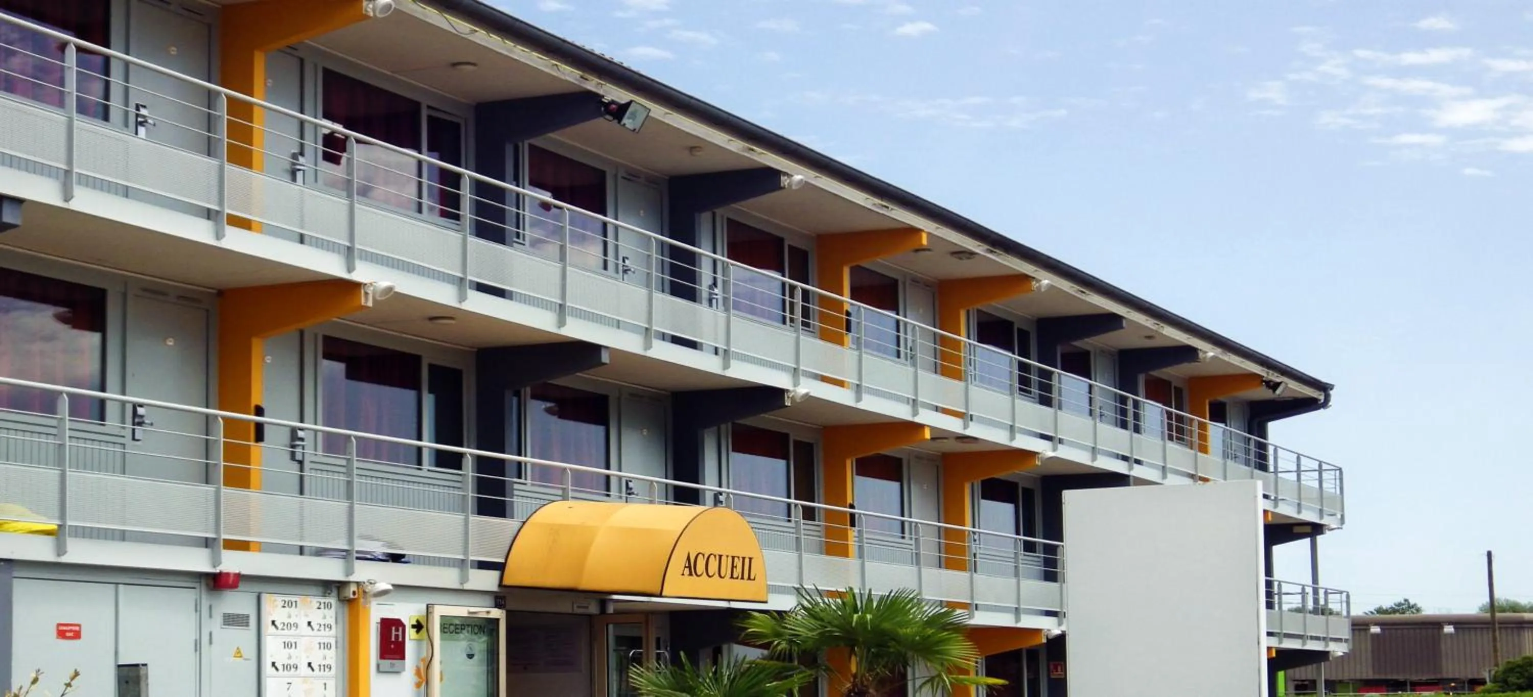 Property building in Première Classe Mâcon Sud