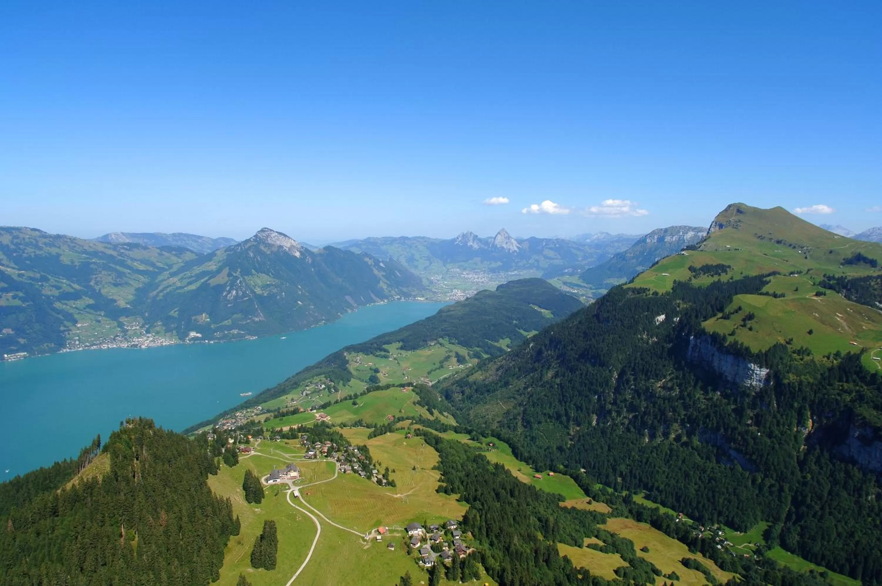 Hiking in Hotel Nidwaldnerhof direkt am See