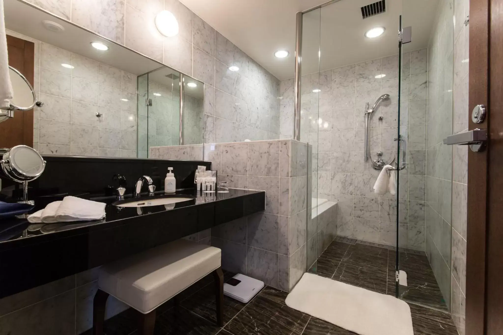 Photo of the whole room, Bathroom in ANA Crowne Plaza Yonago, an IHG Hotel