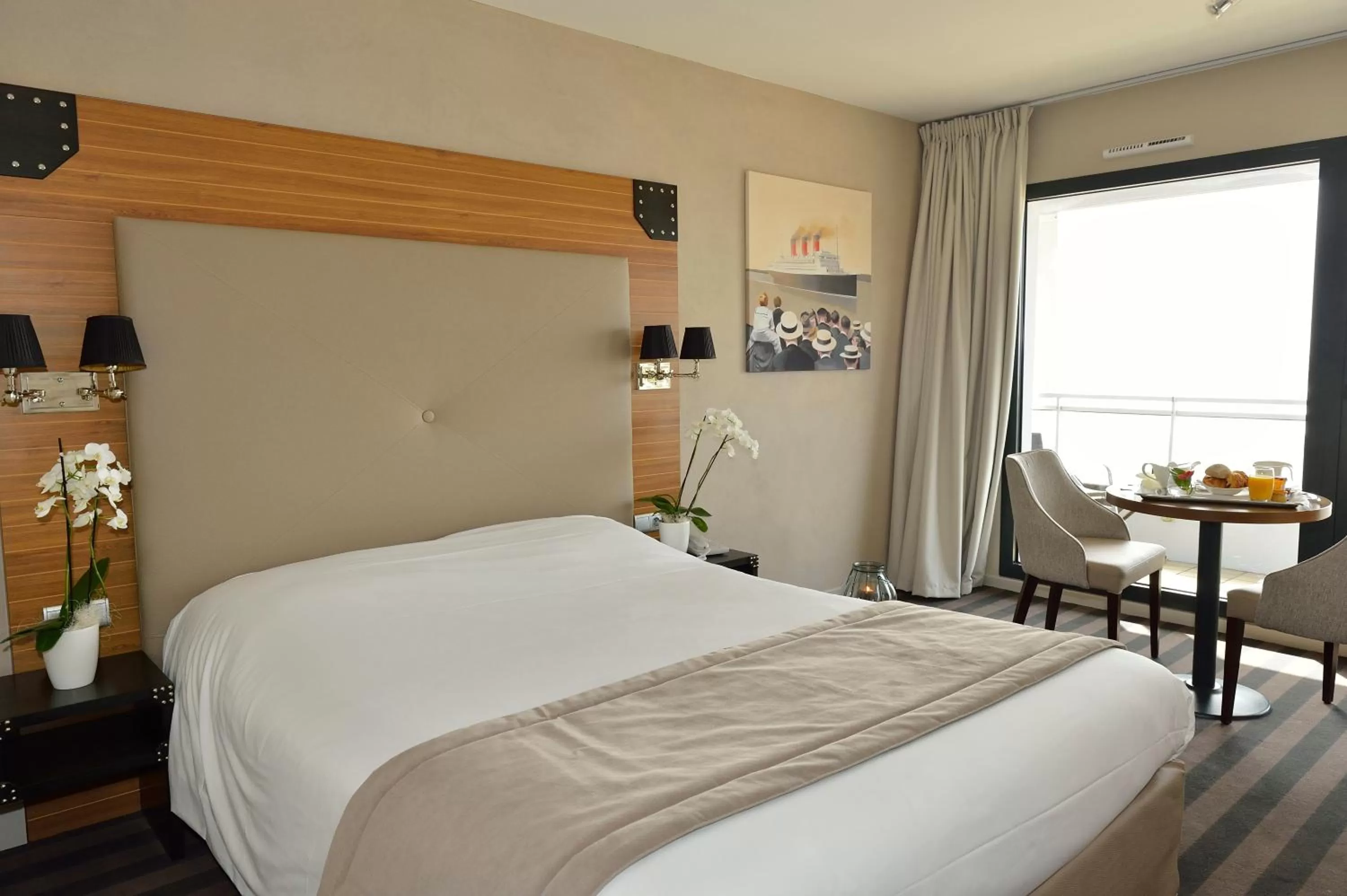 Photo of the whole room, Bed in Côte Ouest Thalasso & Spa Les Sables d'Olonne - MGallery Collection