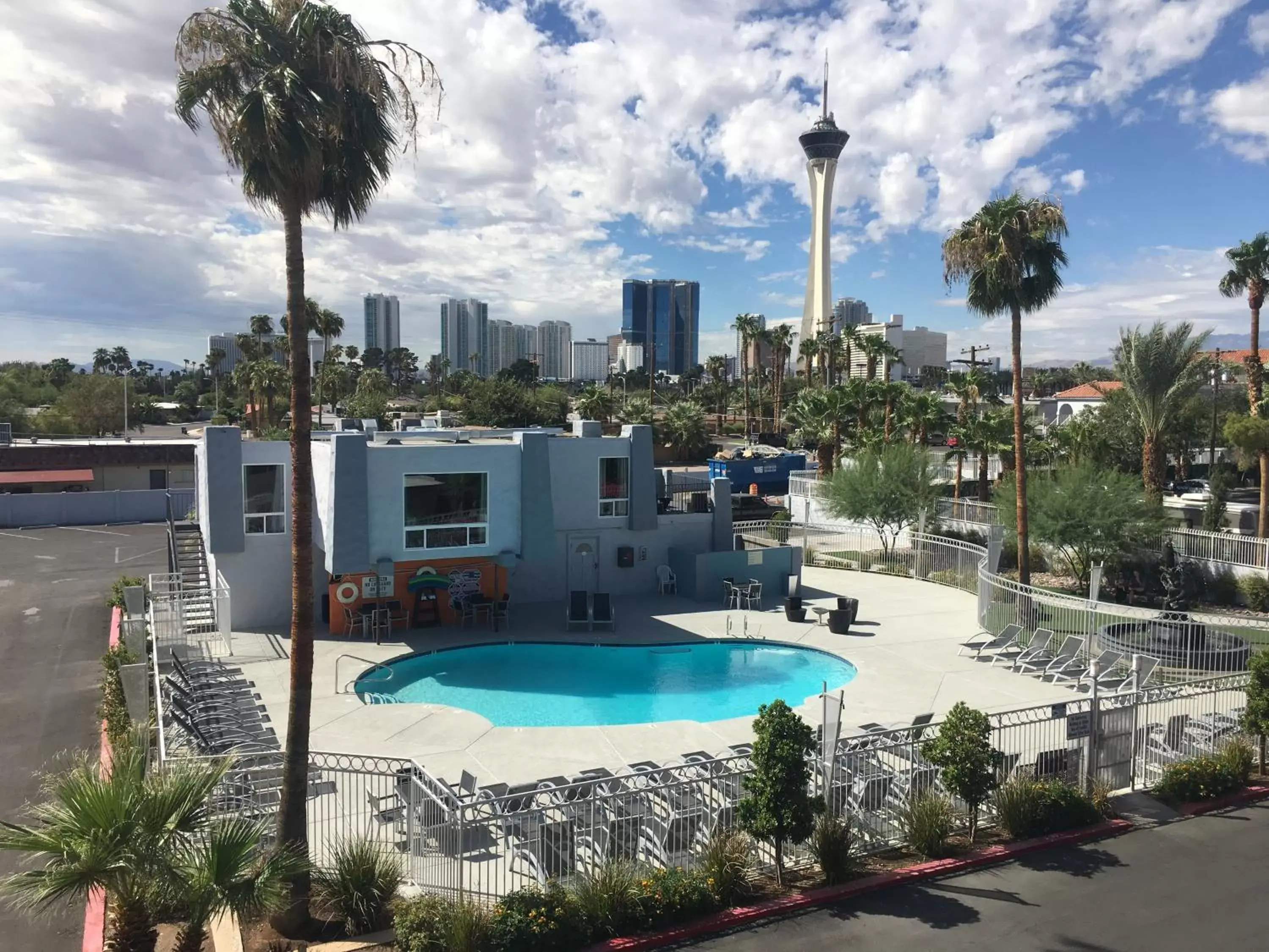 Neighbourhood, Swimming Pool in Super 8 by Wyndham Las Vegas North Strip/Fremont St. Area