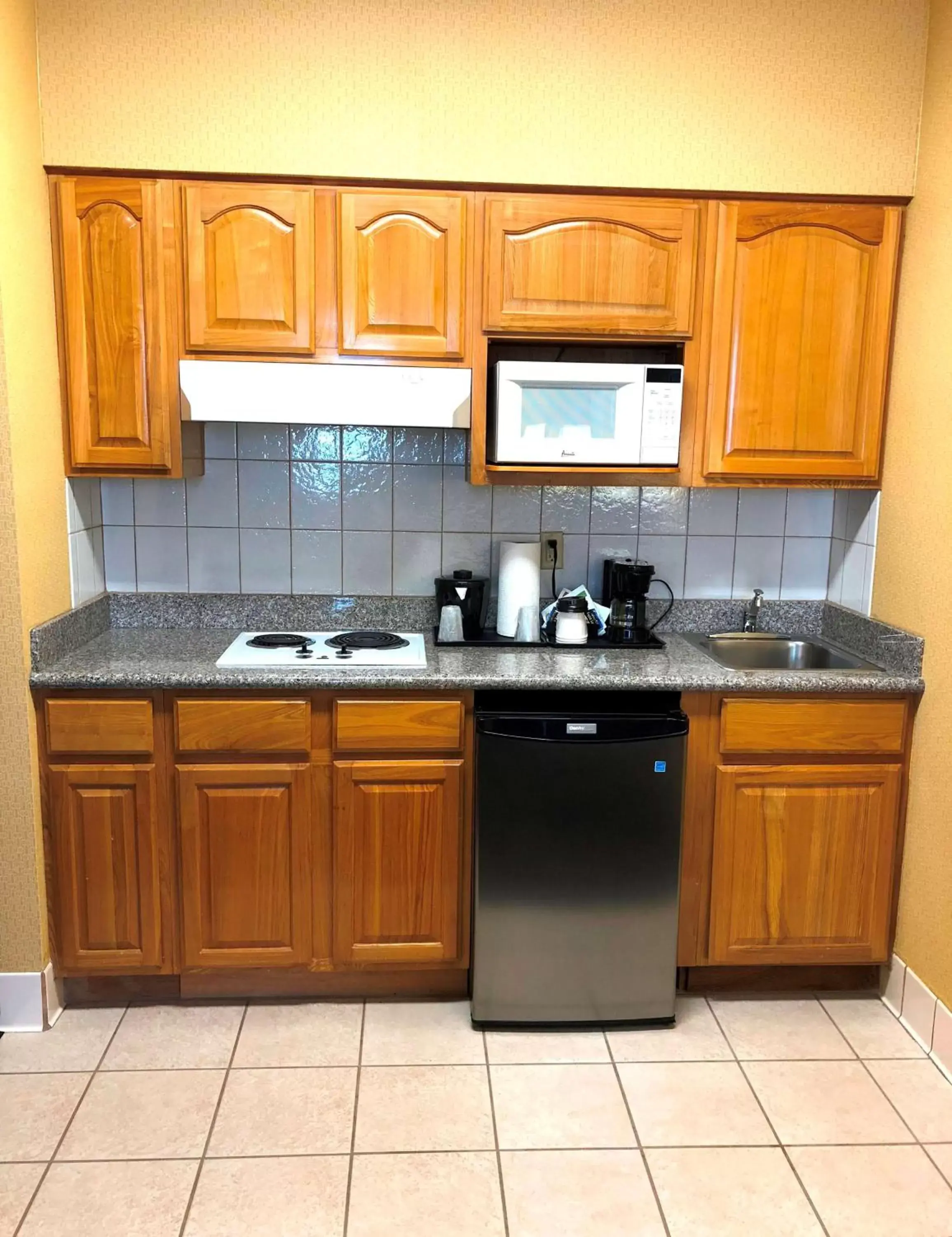 Other, Kitchen/Kitchenette in Country Inn & Suites by Radisson, San Jose International Airport, CA
