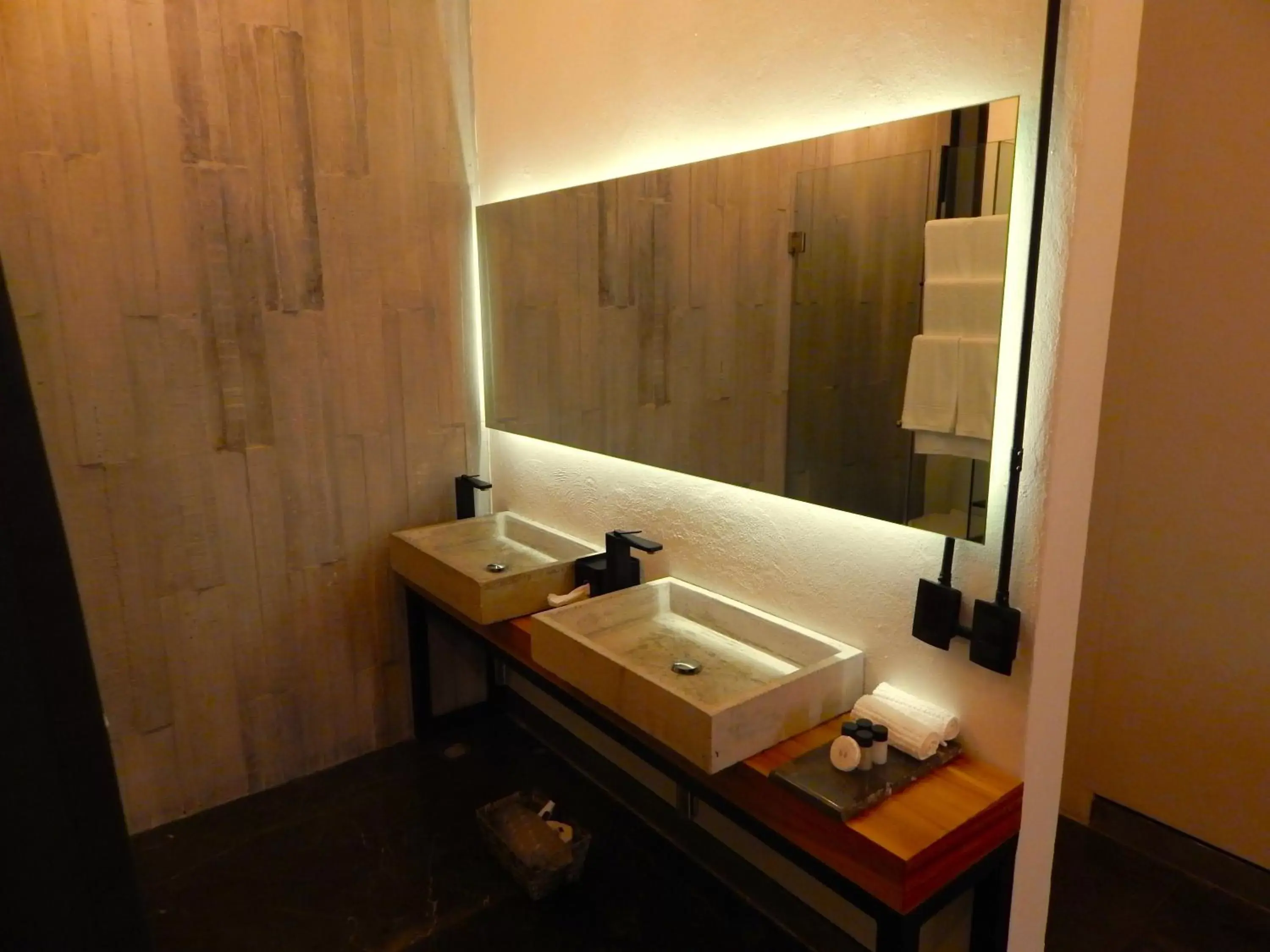 Bathroom in Hotel Tila