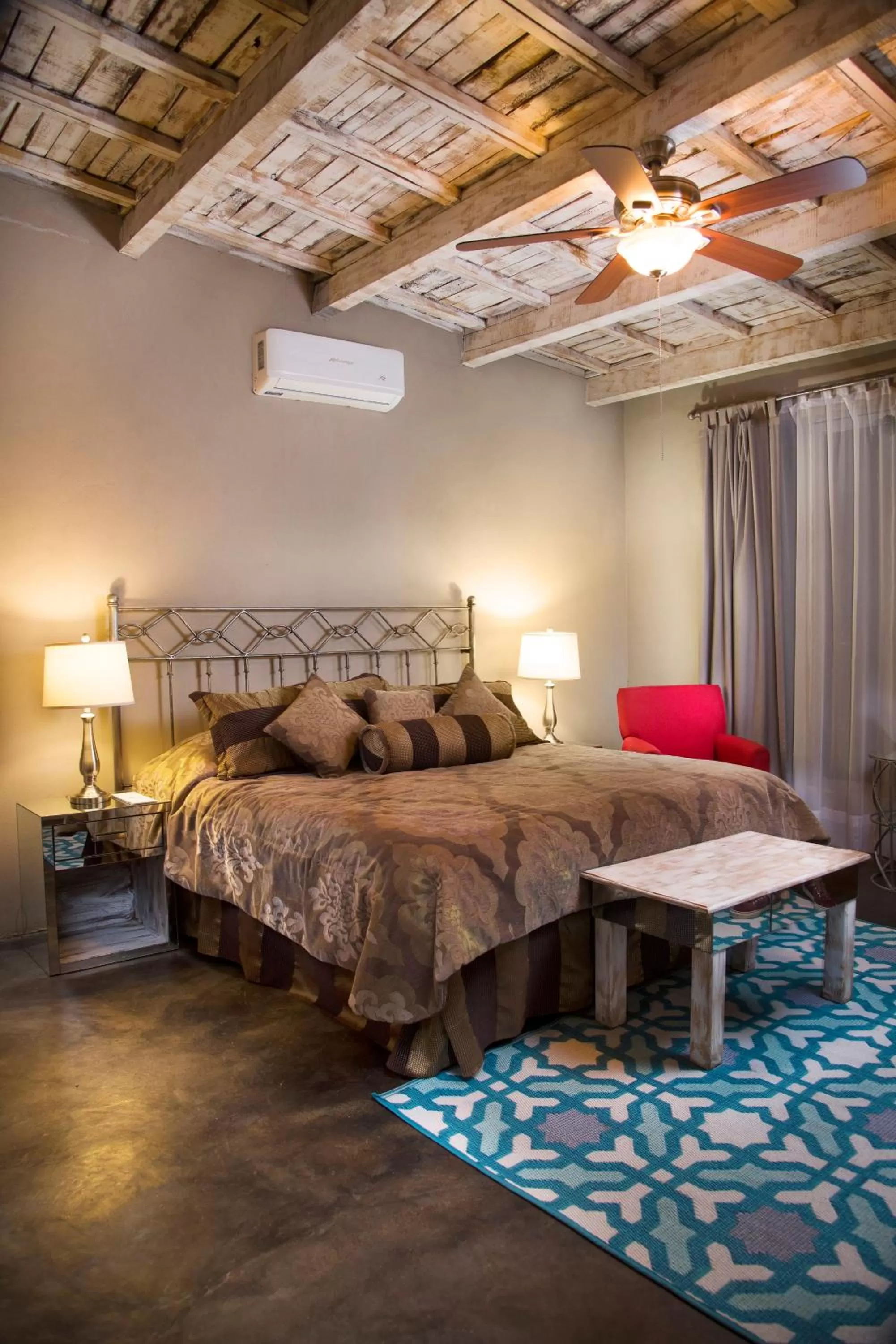 Bed in View Hotel Boutique