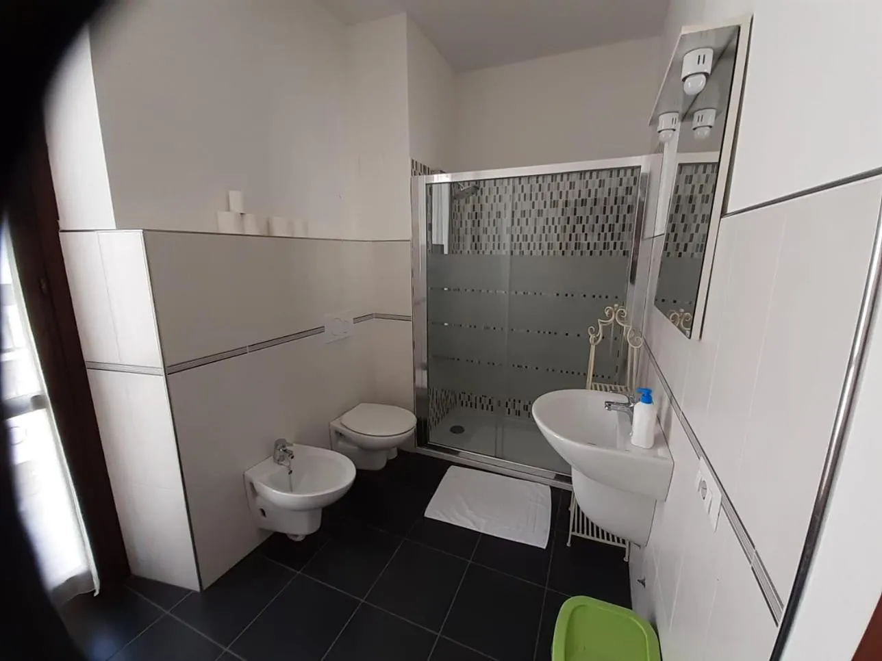 Bathroom in Megaride Guest House