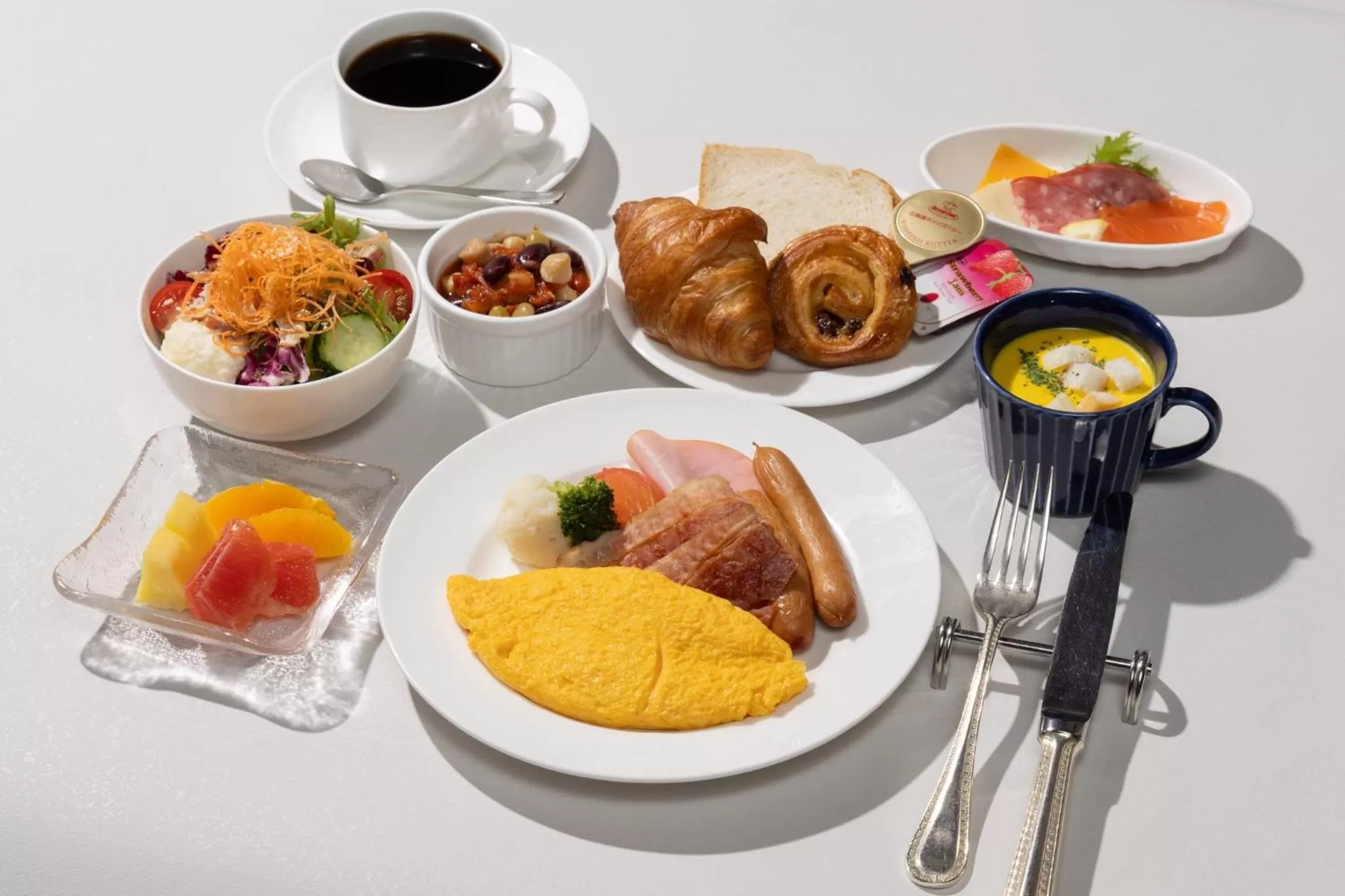 Restaurant/places to eat in ANA Crowne Plaza Toyama by IHG