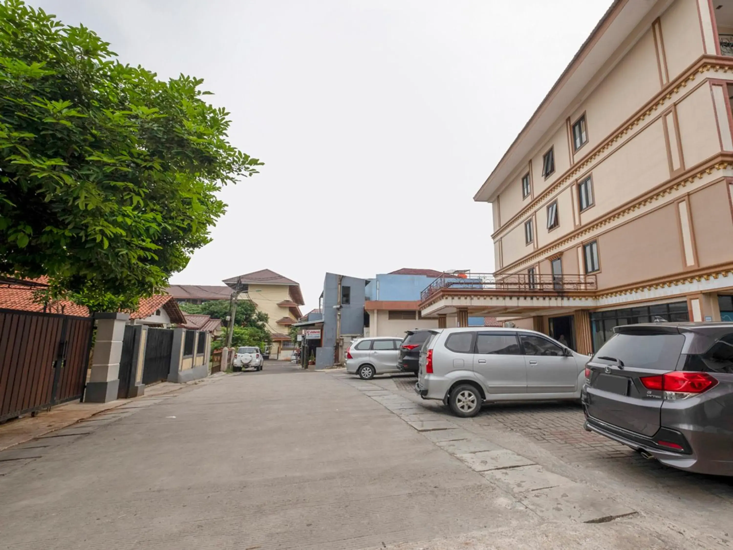 Area and facilities, Property Building in Super OYO 3747 Comfort Residence