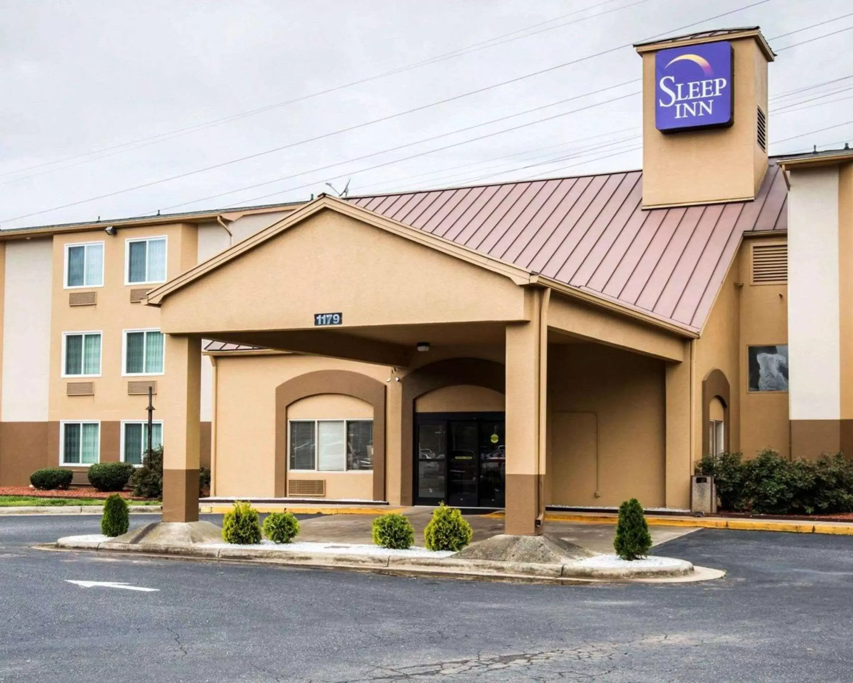 Property Building in Sleep Inn - Hickory