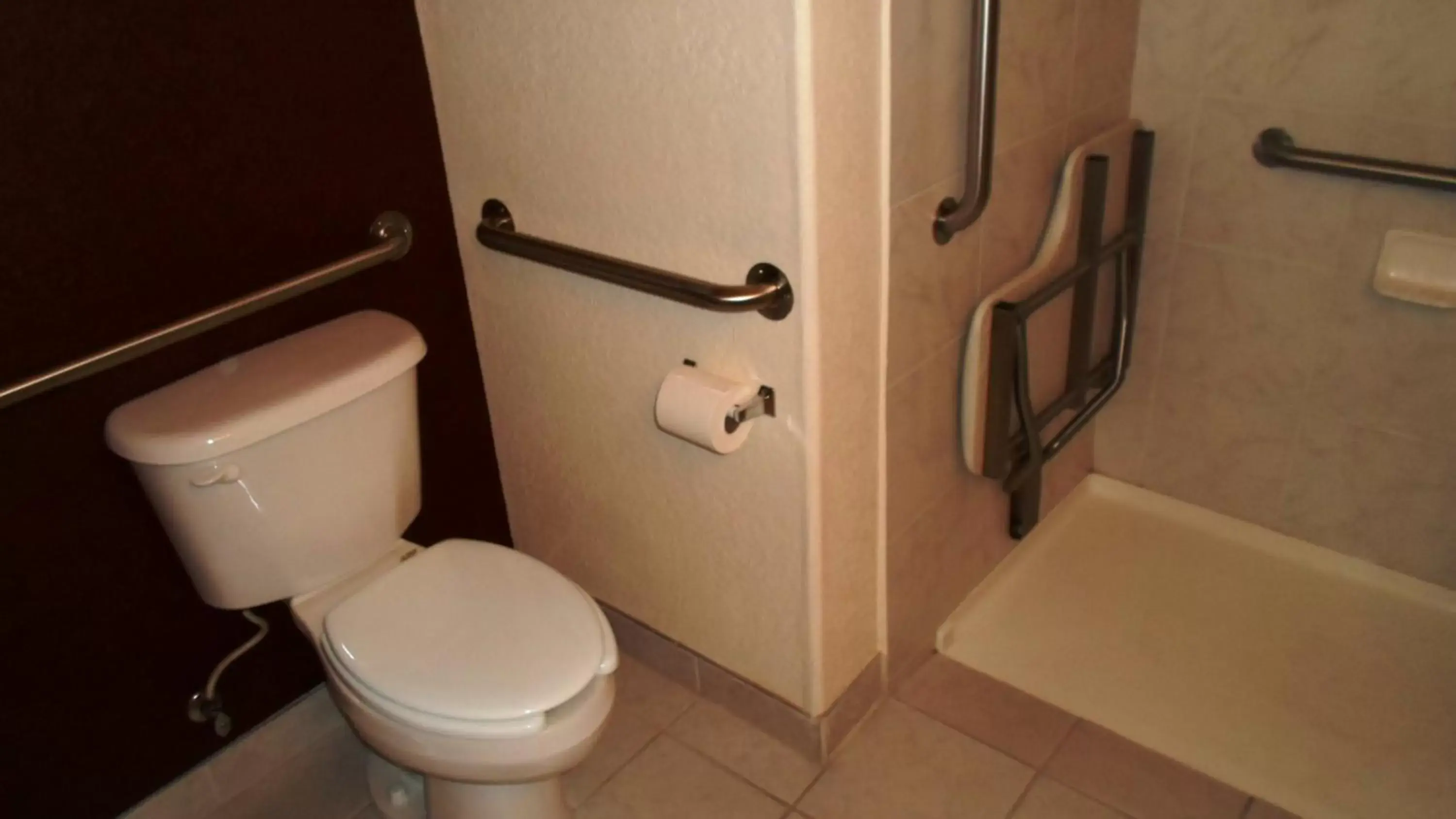 Bathroom in Paradice Motel