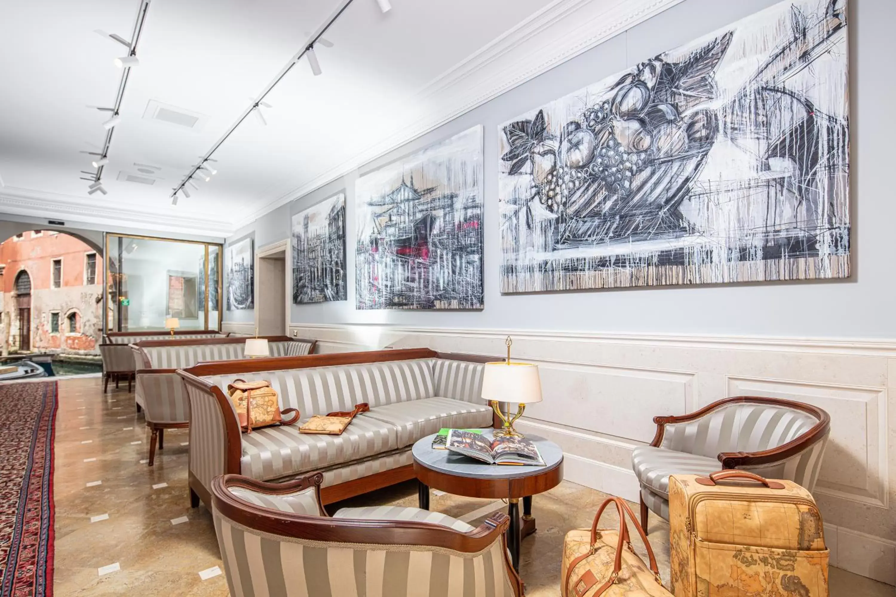 Lobby or reception in All’Angelo Art Hotel Lobby or reception in All’Angelo Art Hotel