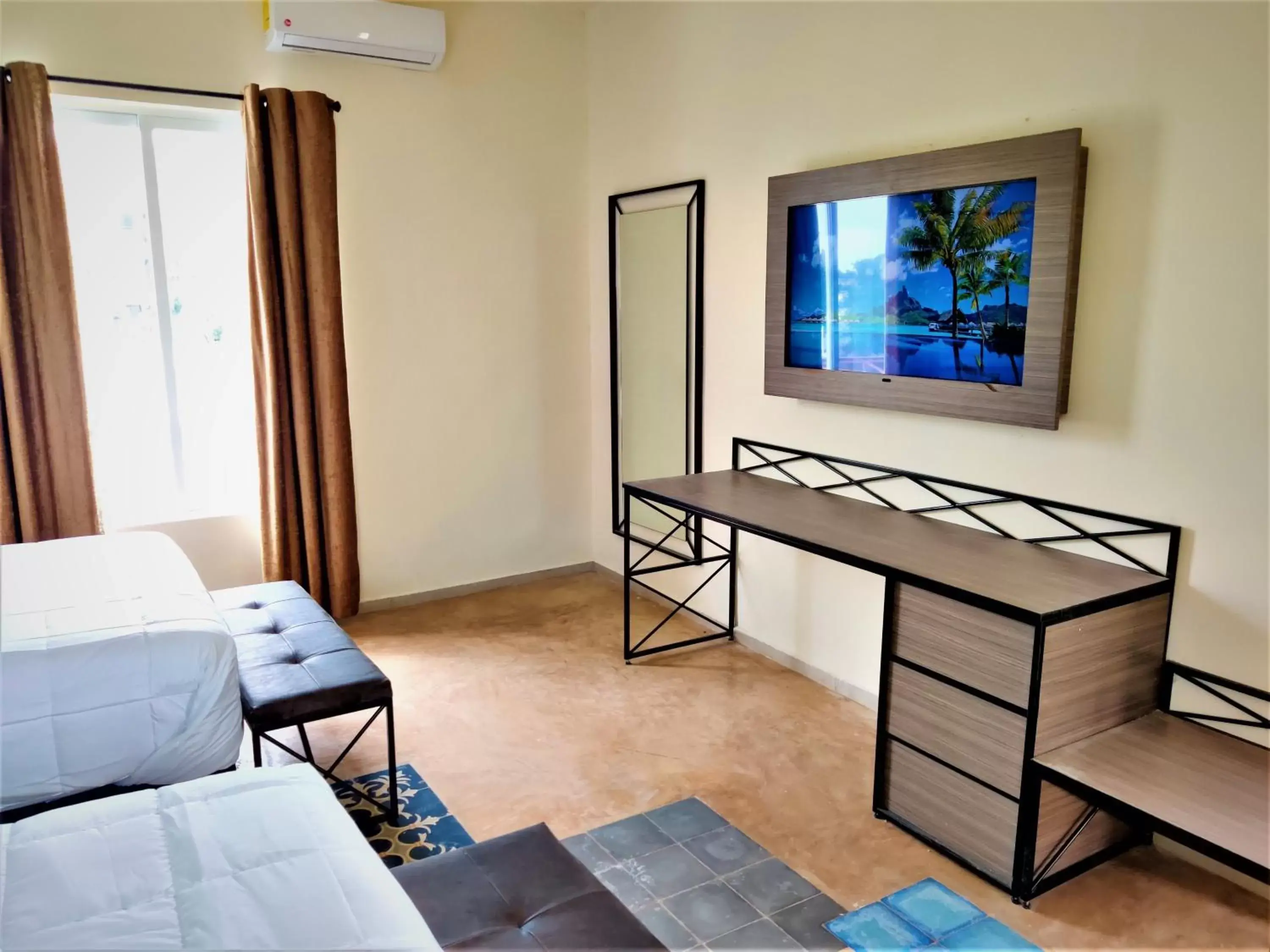 TV and multimedia, TV/Entertainment Center in Hotel Boutique La Casona by Kavia