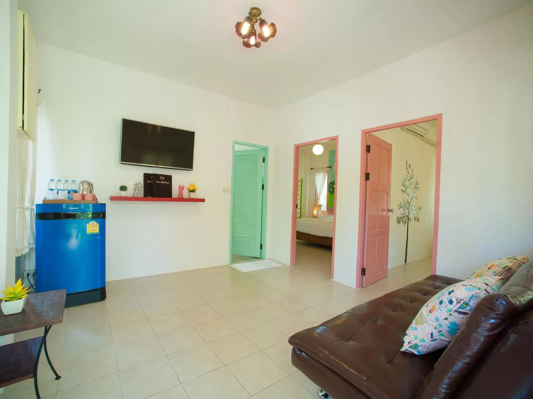 TV and multimedia in Baan Chokdee Pai Resort