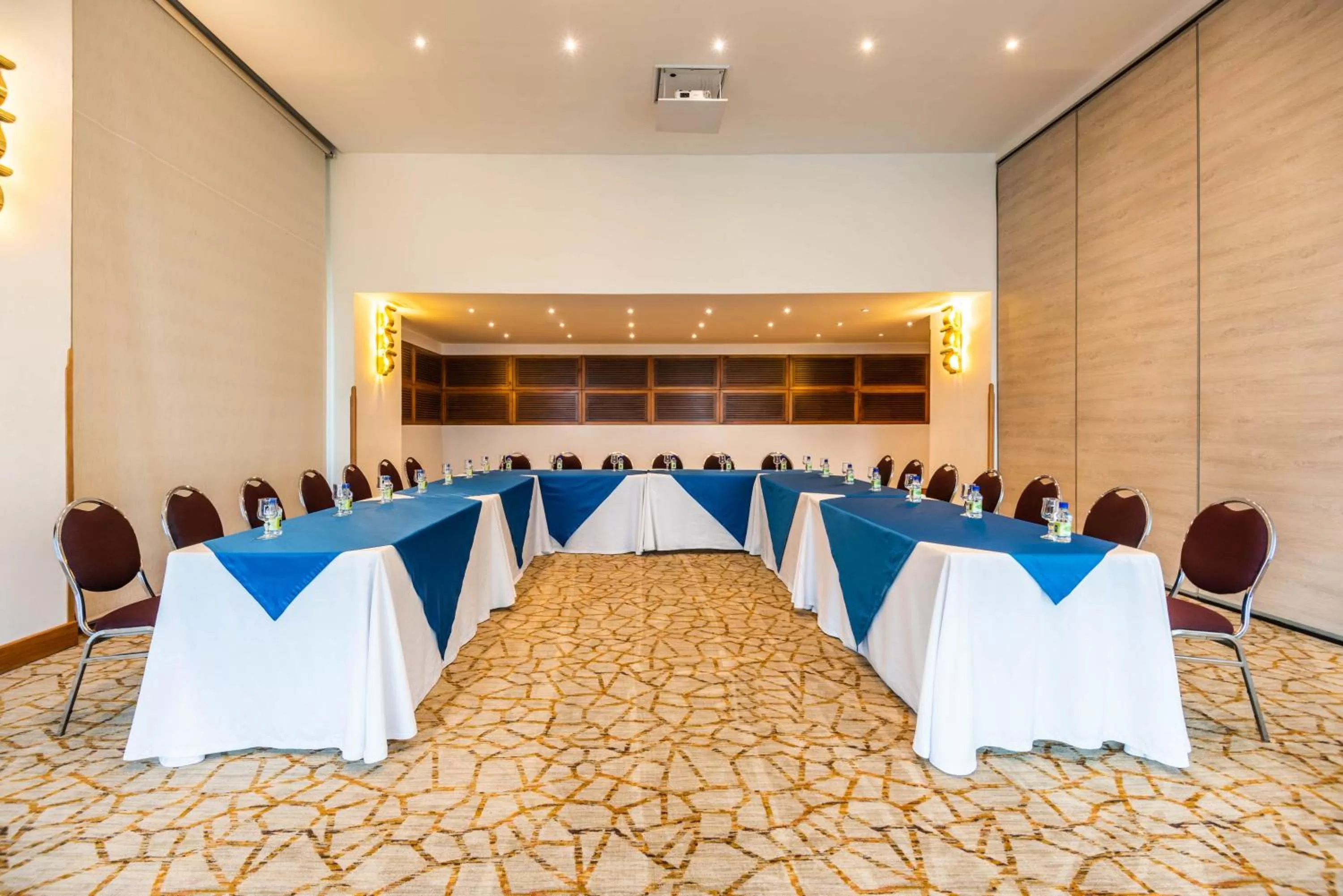Meeting/conference room in Hotel Dann Carlton Bucaramanga